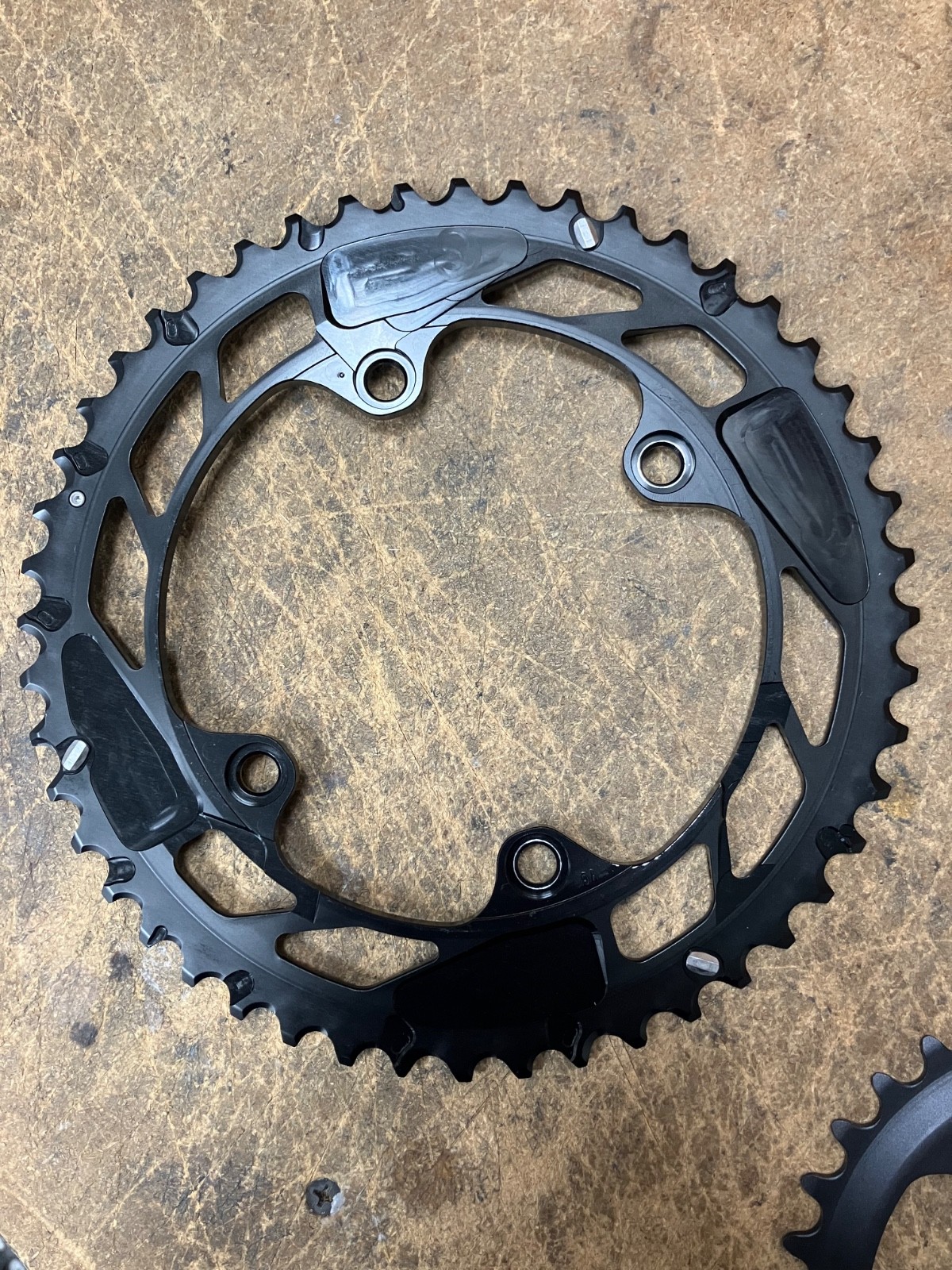 SHIMANO GRX 12 speed Chainring 48 and 31 tooth FC-RX820-2 Crankset