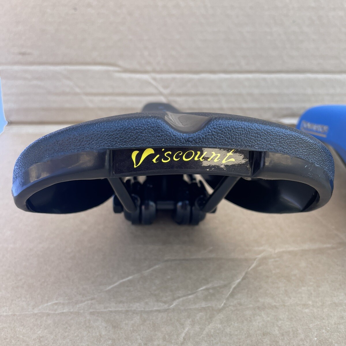 Viscount Dominator Old School BMX Bicycle Seat/Saddle Hard Shell GT Dyno Style