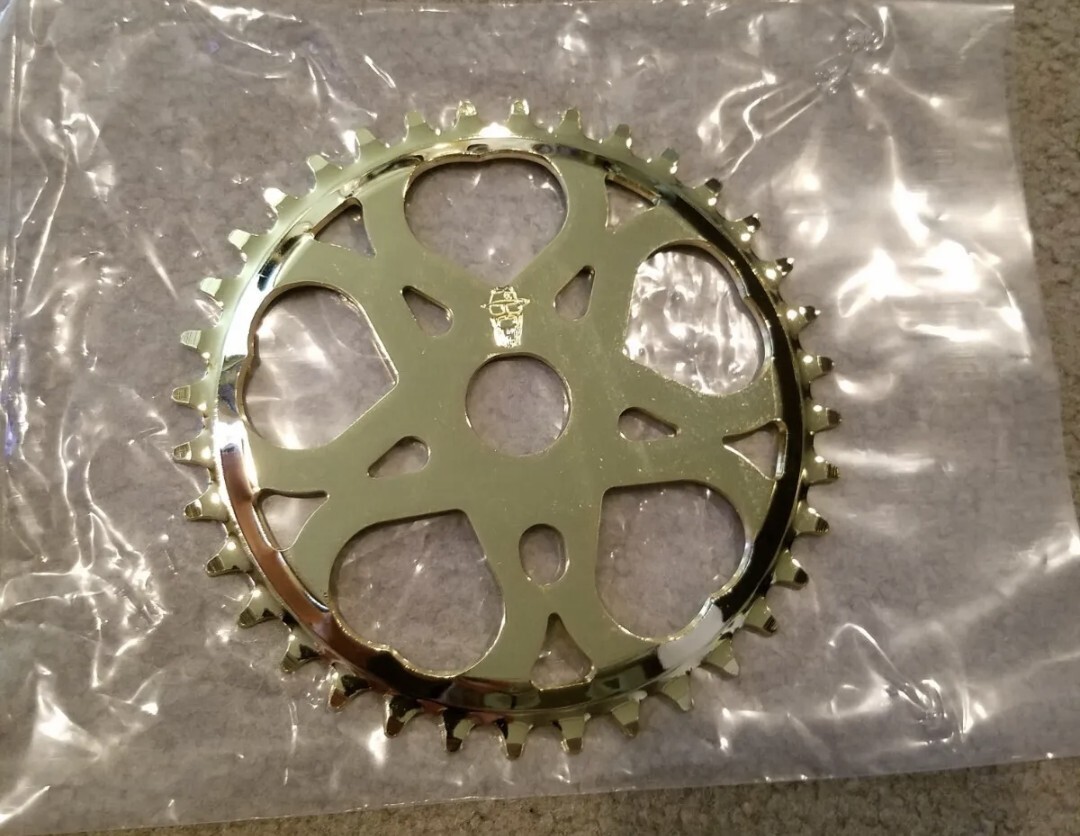 GOLD LUCKY 7 L.R. BICYCLE SPROCKET 36 T, GOLD CRANKS 3 &1/2″,& BOTTOM BEARING