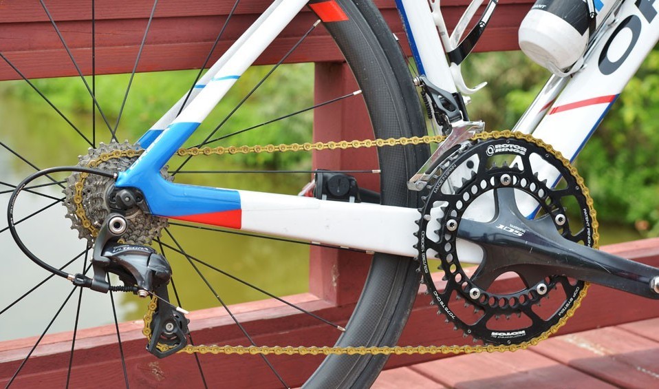 KMC X11EL 11 Speed Chain Extra Light Road MTB w/ MissingLink – Gold / Silver
