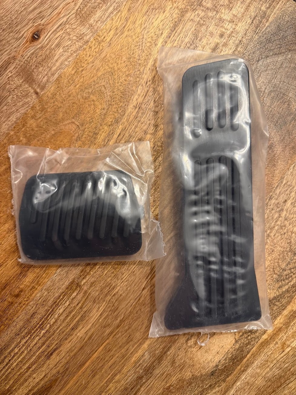 2 Pcs Anti Slip Aluminum Alloy Pedal Covers for Mazda (see description)