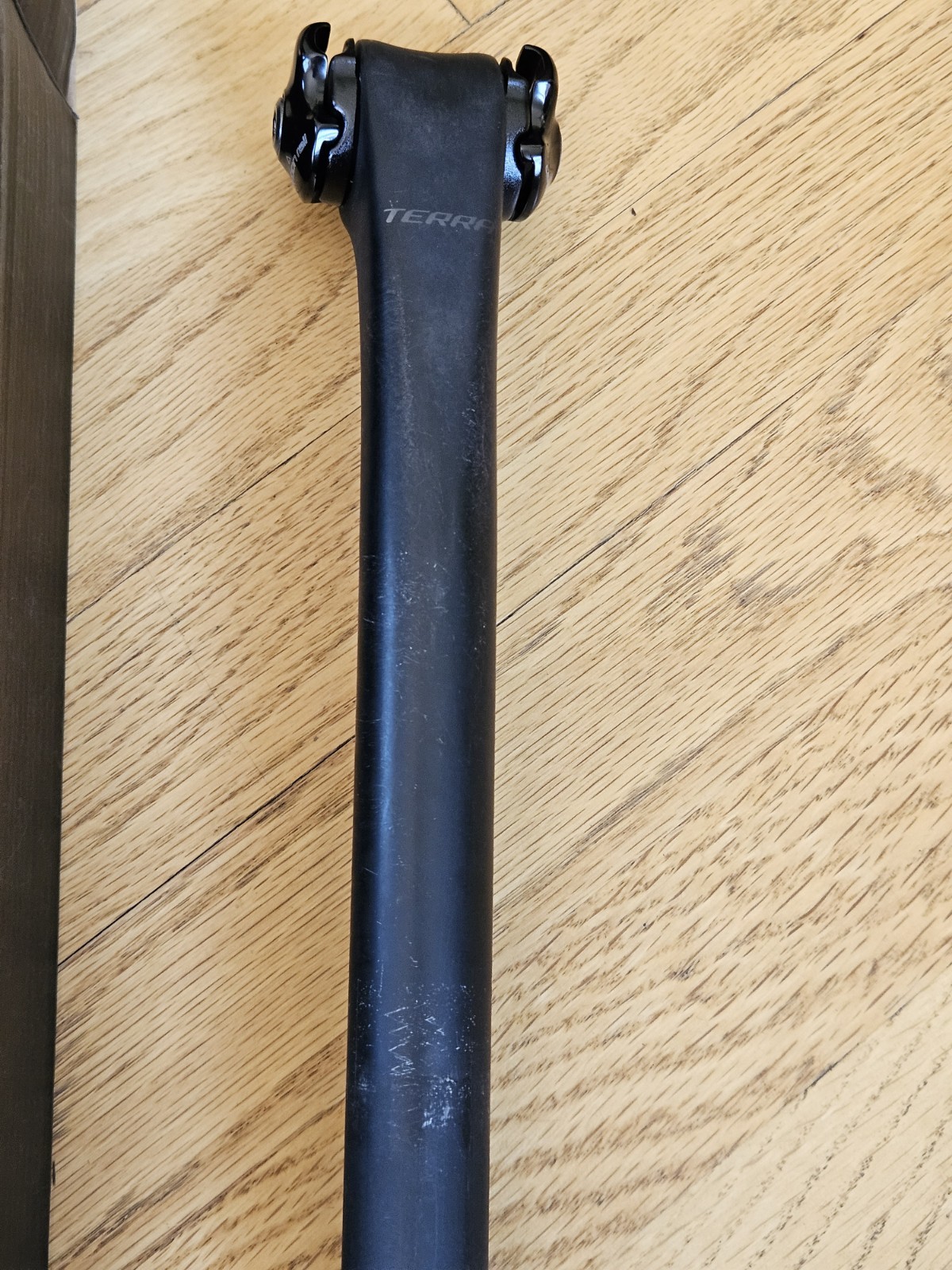 Specialized Roval Terra Carbon Seatpost: 27.2mm x 330mm Length, 20mm offset