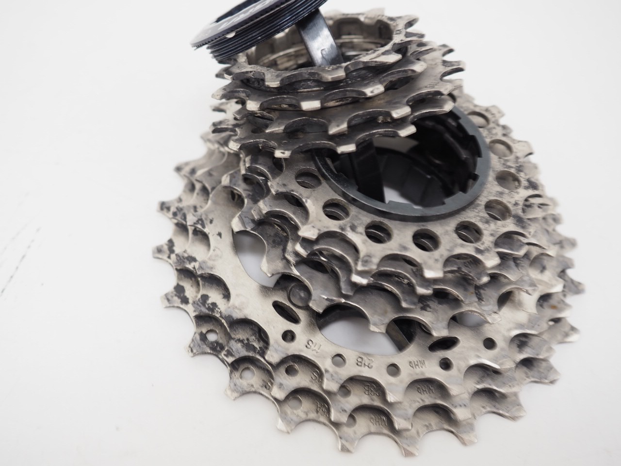 Shimano Ultegra CS-R8000 11-Speed Road Bicycle Cassette 11-25T Silver HG