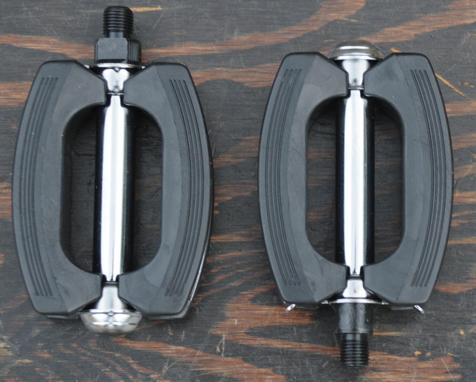 1/2″ Cruiser Fat Bow PEDALS Vintage Schwinn Stingray Bicycle Nirve Electra Bike