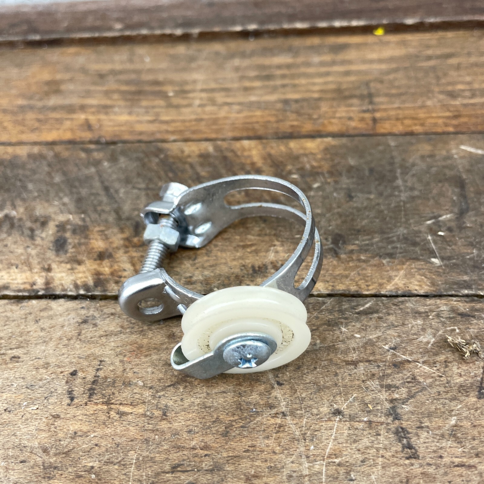 Vintage Suntour Downtube Cable Guide Pulley Clamp On 28.6 mm Road Bike C5