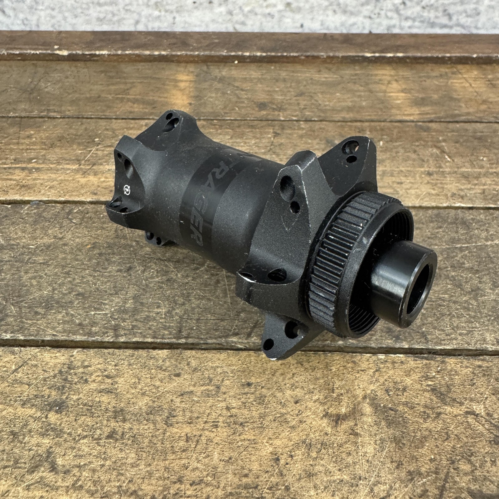 Bontrager Front Hub 24H 100mm Bolt Thru Center Lock Disc Black Alloy MTB Bike