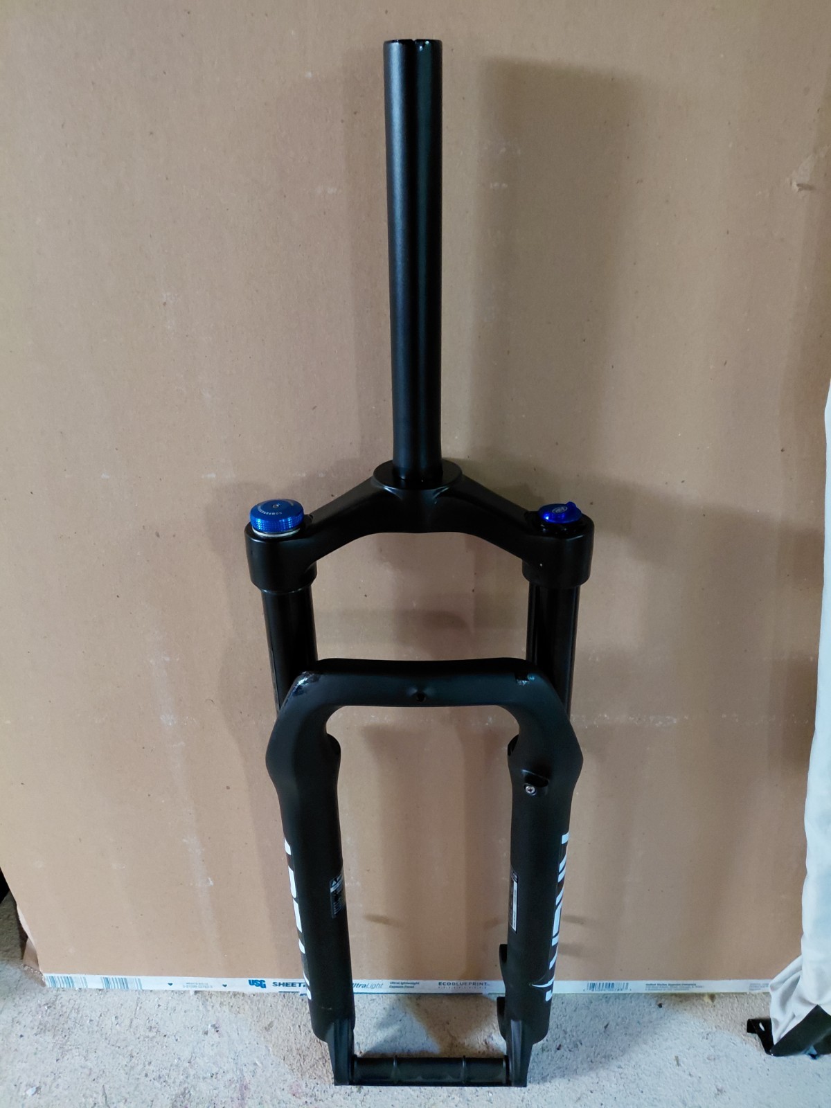 Area 13 fatbike suspension fork ( E-bike/mountain bikes )