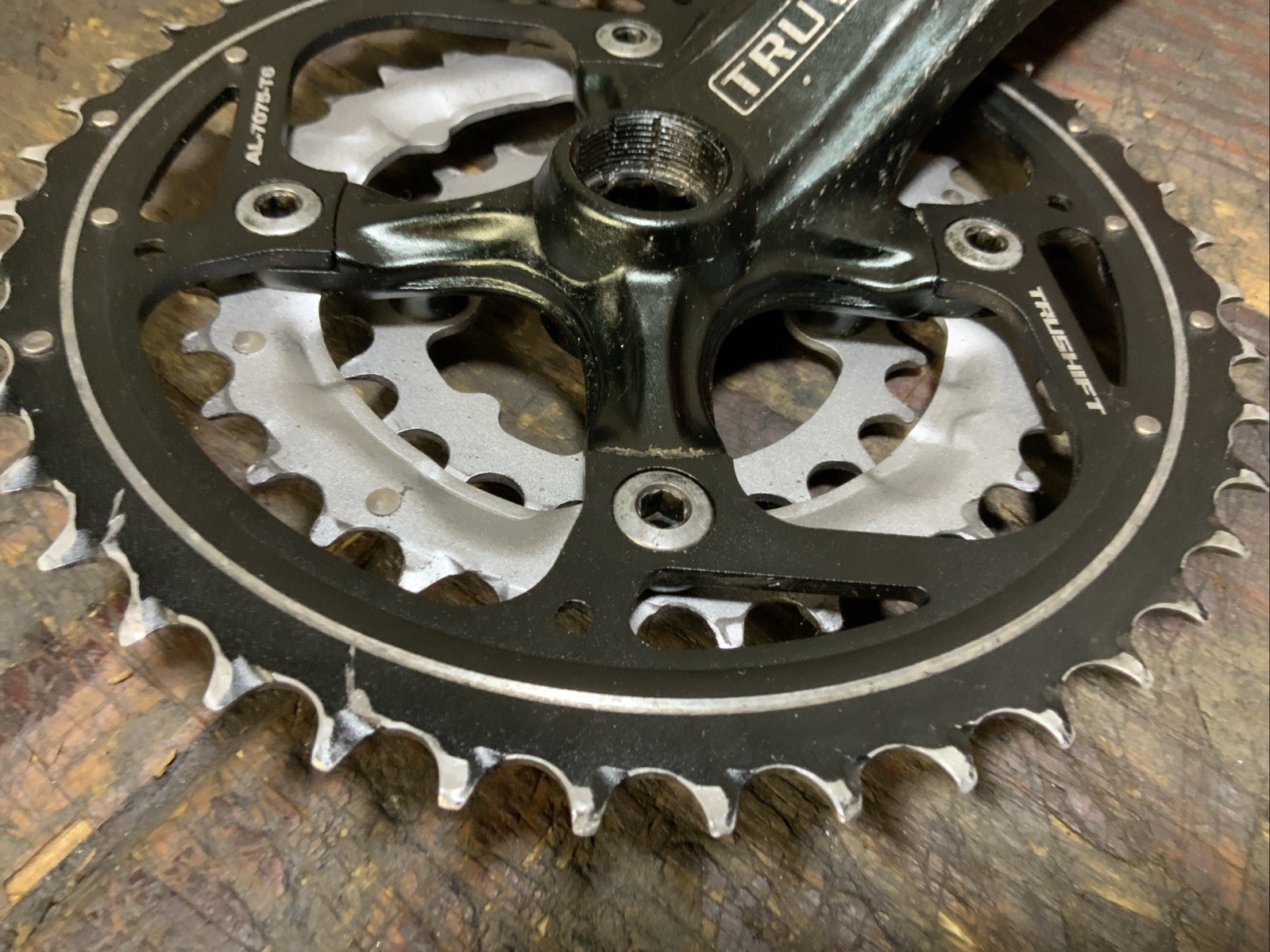 Truvativ Blaze Triple MTB Crankset 175mm ISIS Drive w/68×113 Bottom Bracket