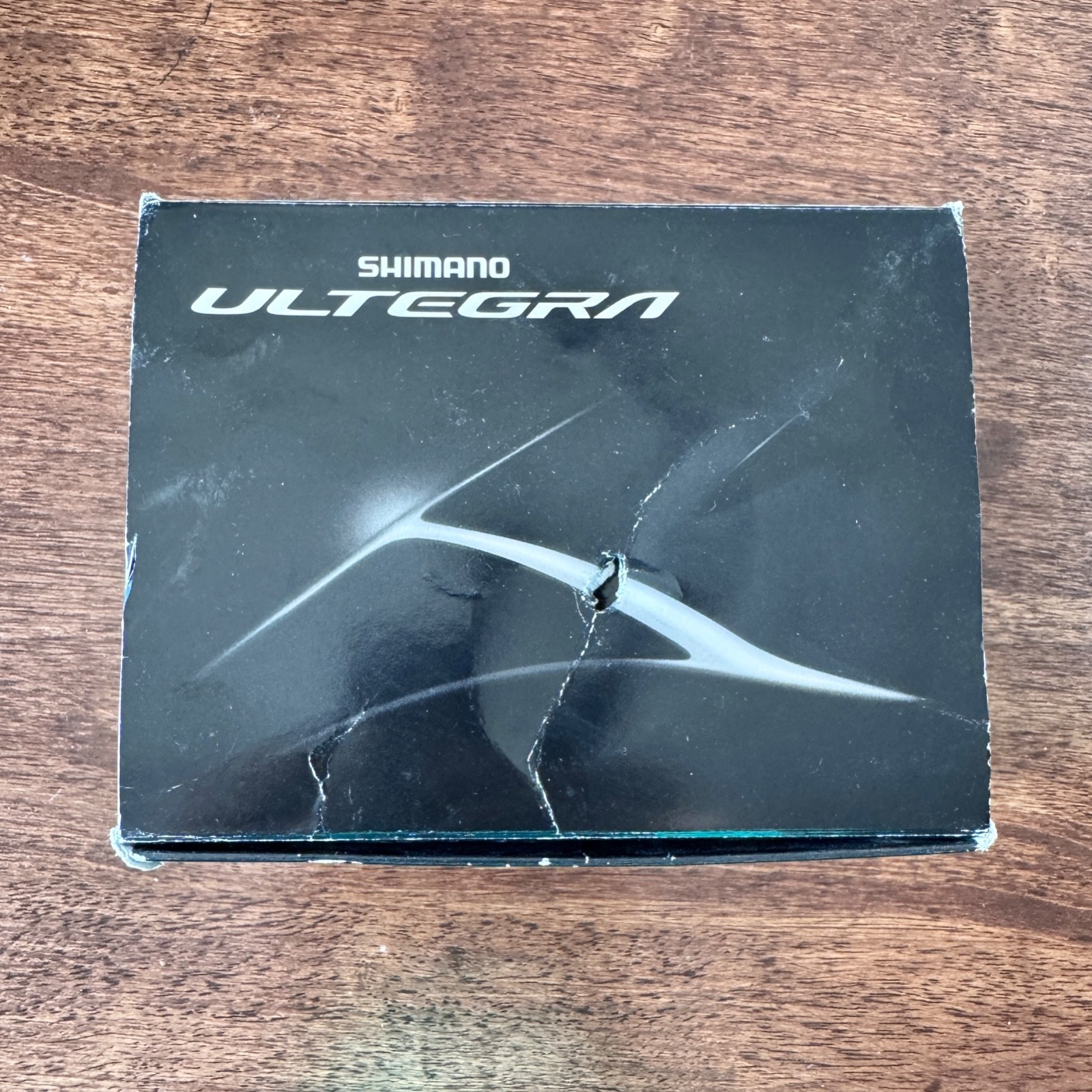 Shimano Ultegra FD-R8000 Front Derailleur for a 2×11-Speed Road Bike-NEW