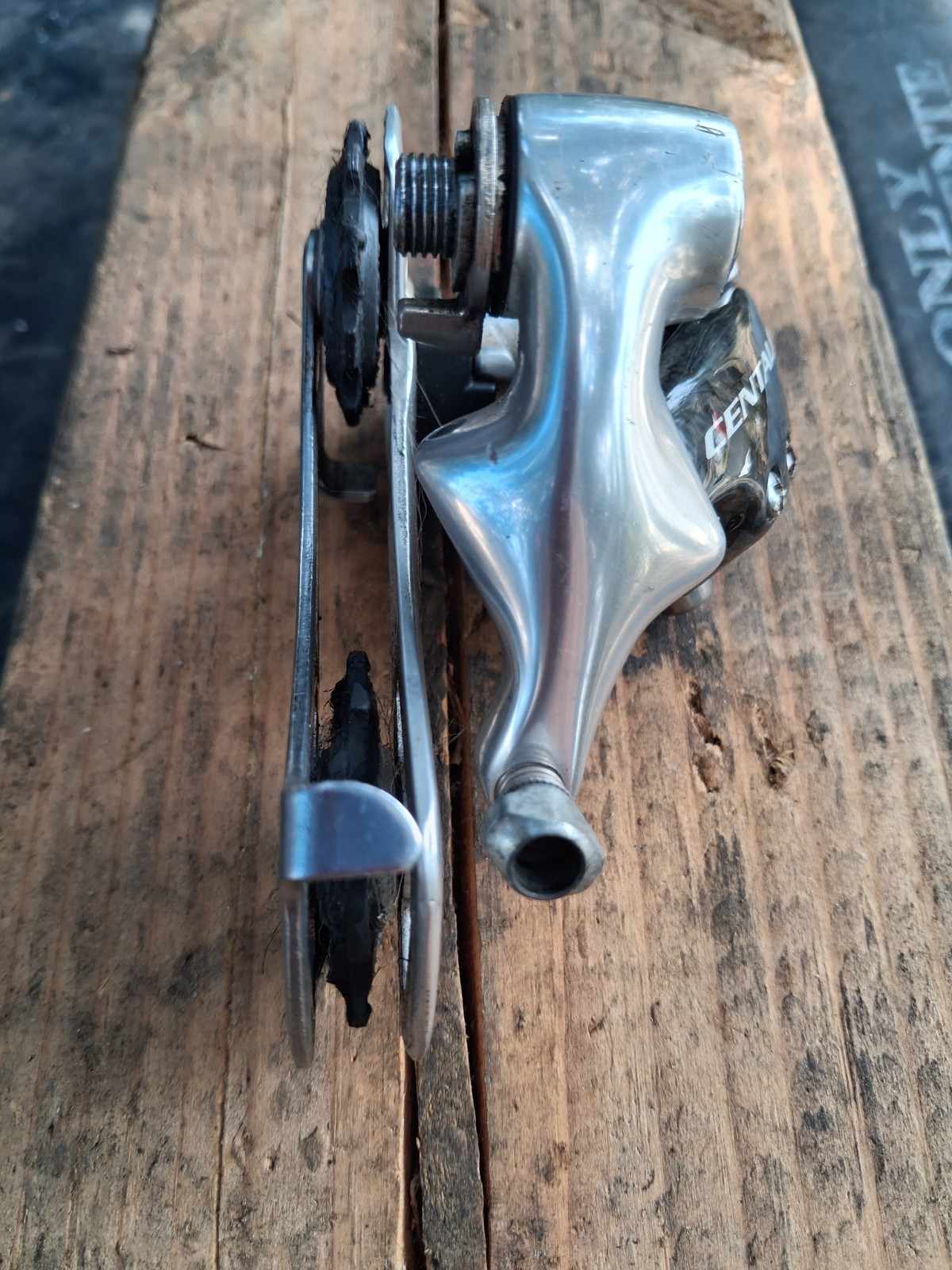 CAMPAGNOLO CENTAUR MEDIUM-CAGE Rear Derailleur For use with wide range cassettes