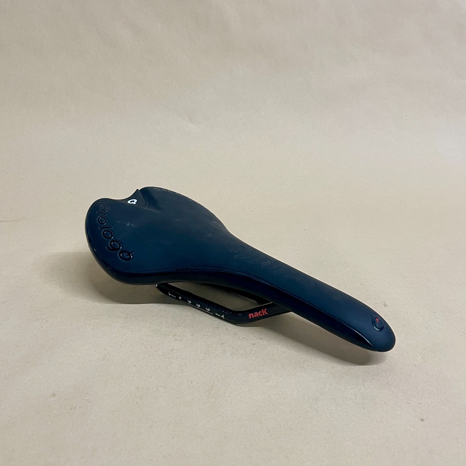 Prologo Nago Evo Road Bicycle Saddle Nack Carbon Rails Active Density 134mm Wide