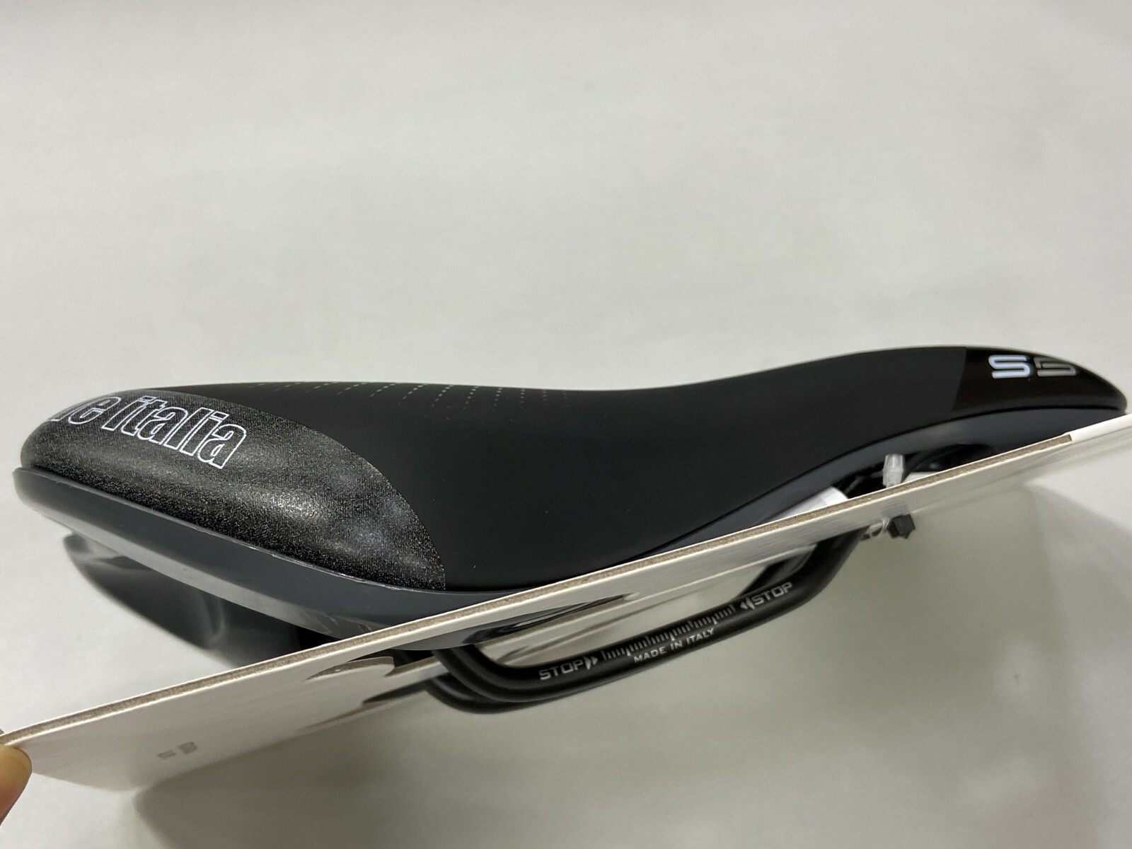 Selle Italia Max S5 Superflow L3 180x255mm FeC Alloy Rail Road Saddle (Black)