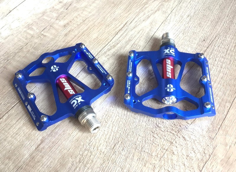 Aluminum Road MTB Mountain Bike XC Bicycle Pedal 3 Bearings Flat Pedals Blue