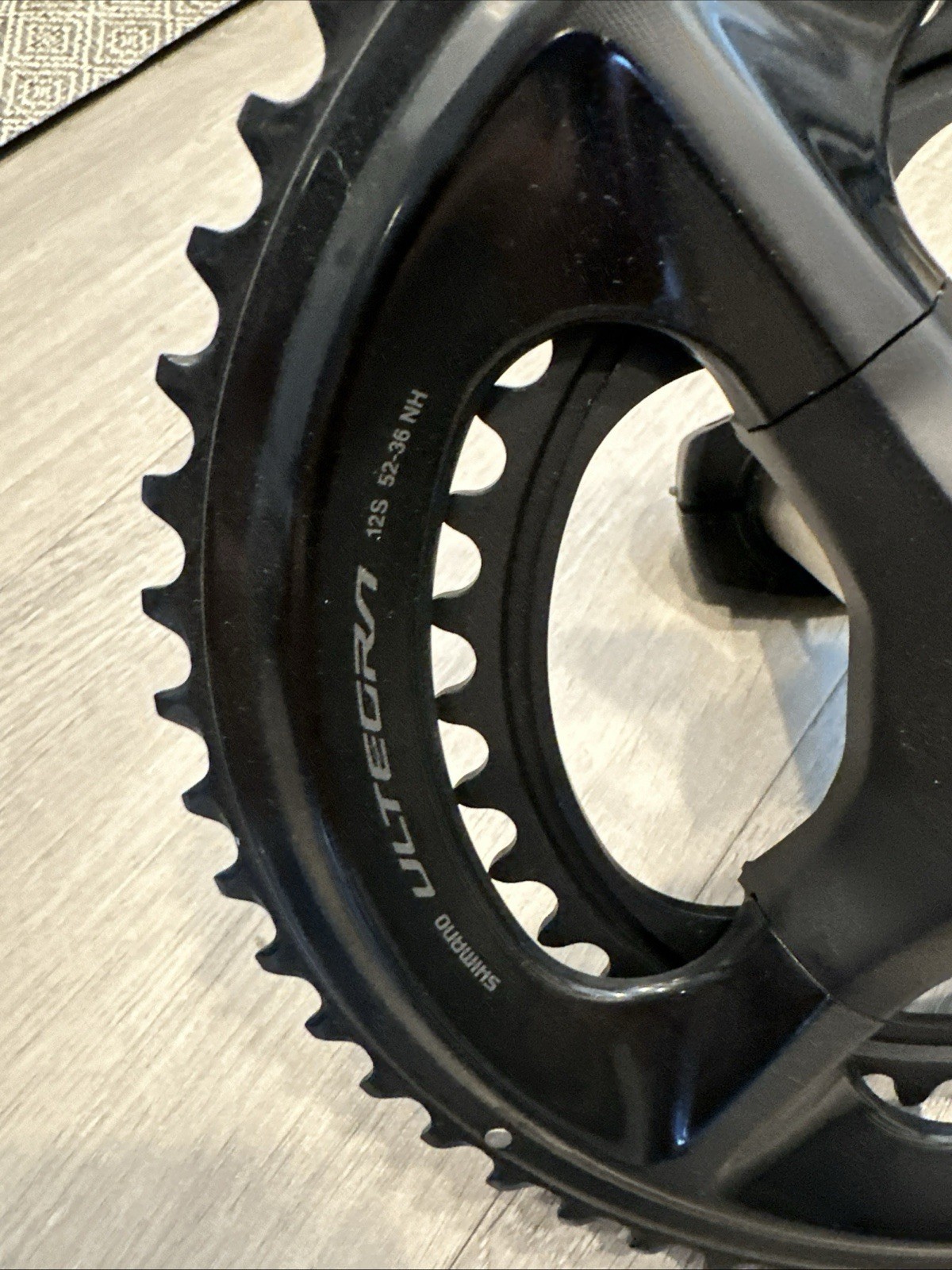 Shimano Ultegra FC-R8100 12S 52/36T 172.5 mm Road Bike Crankset W/ Chainring NEW