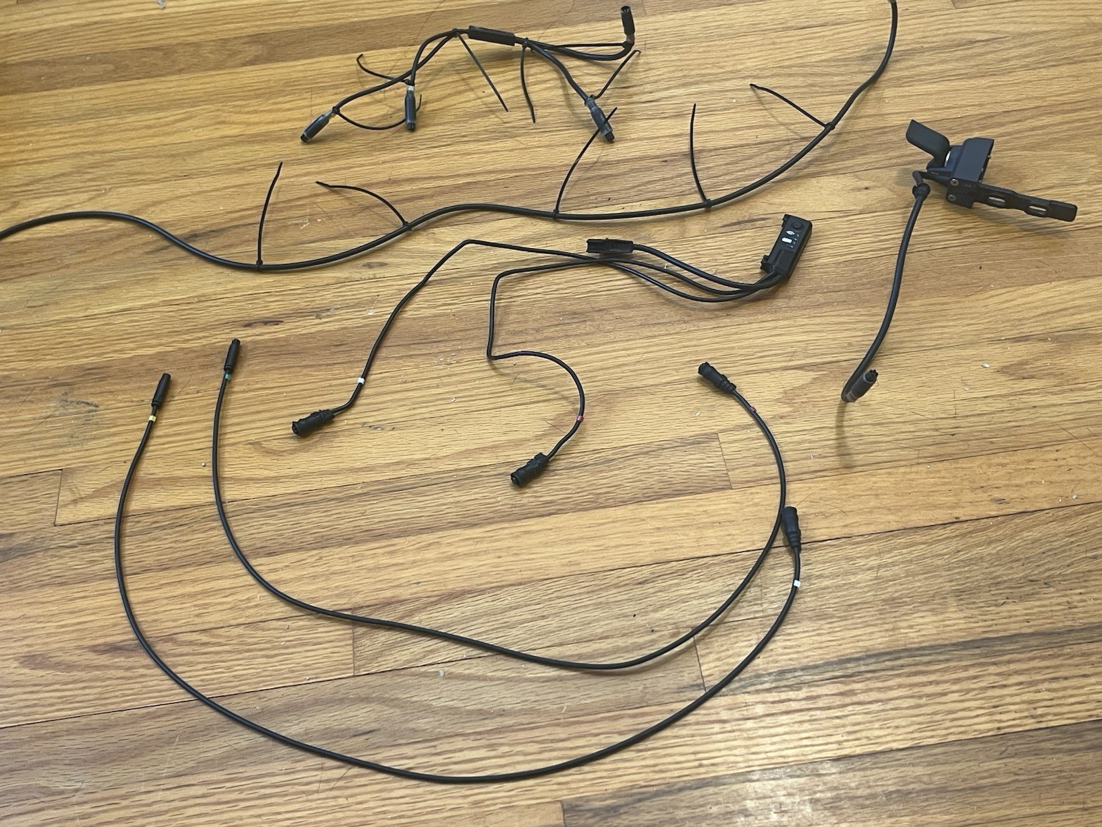 Shimano Di2 7900 Dura-Ace Power Cradle and Misc. Harness Parts