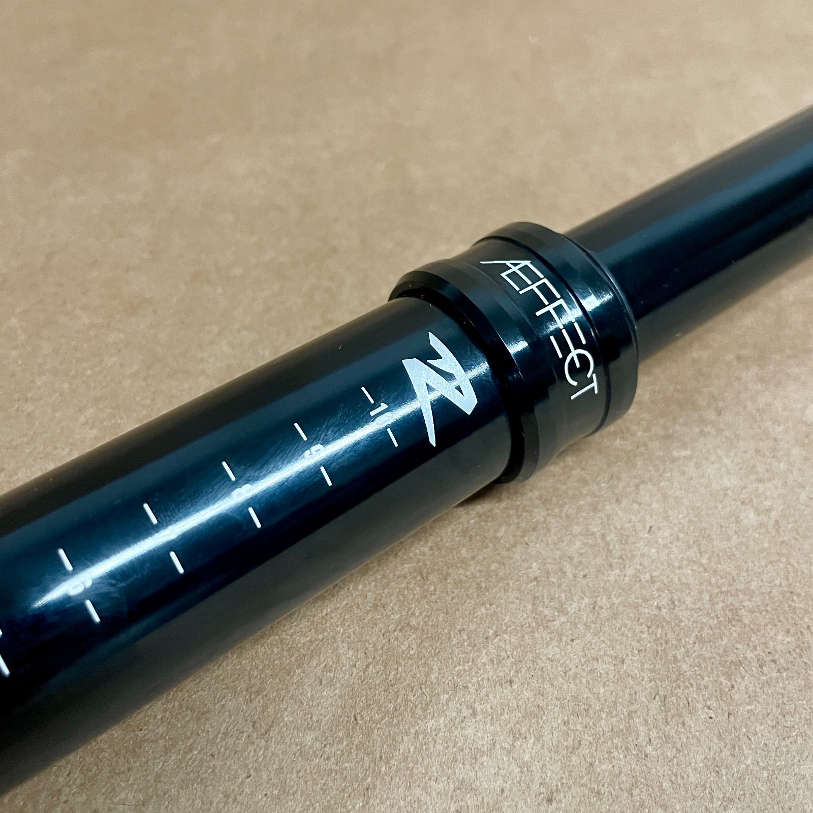 RaceFace Aeffect R Dropper Seatpost – 31.6 x 465mm, 170mm Drop, No Trigger