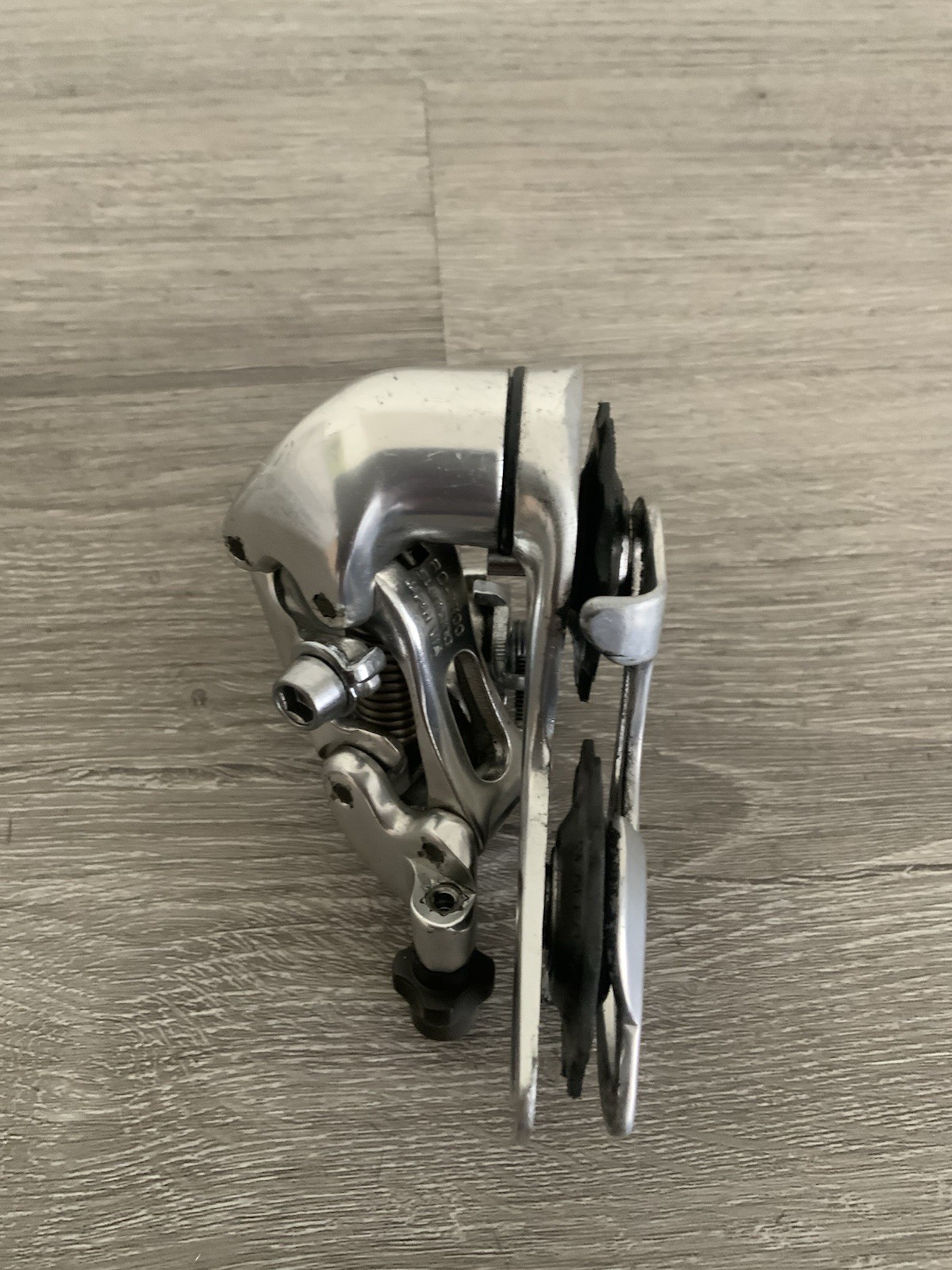 SHIMANO DURA ACE REAR DERAILLEUR 7700 10 OR 9 SPEED