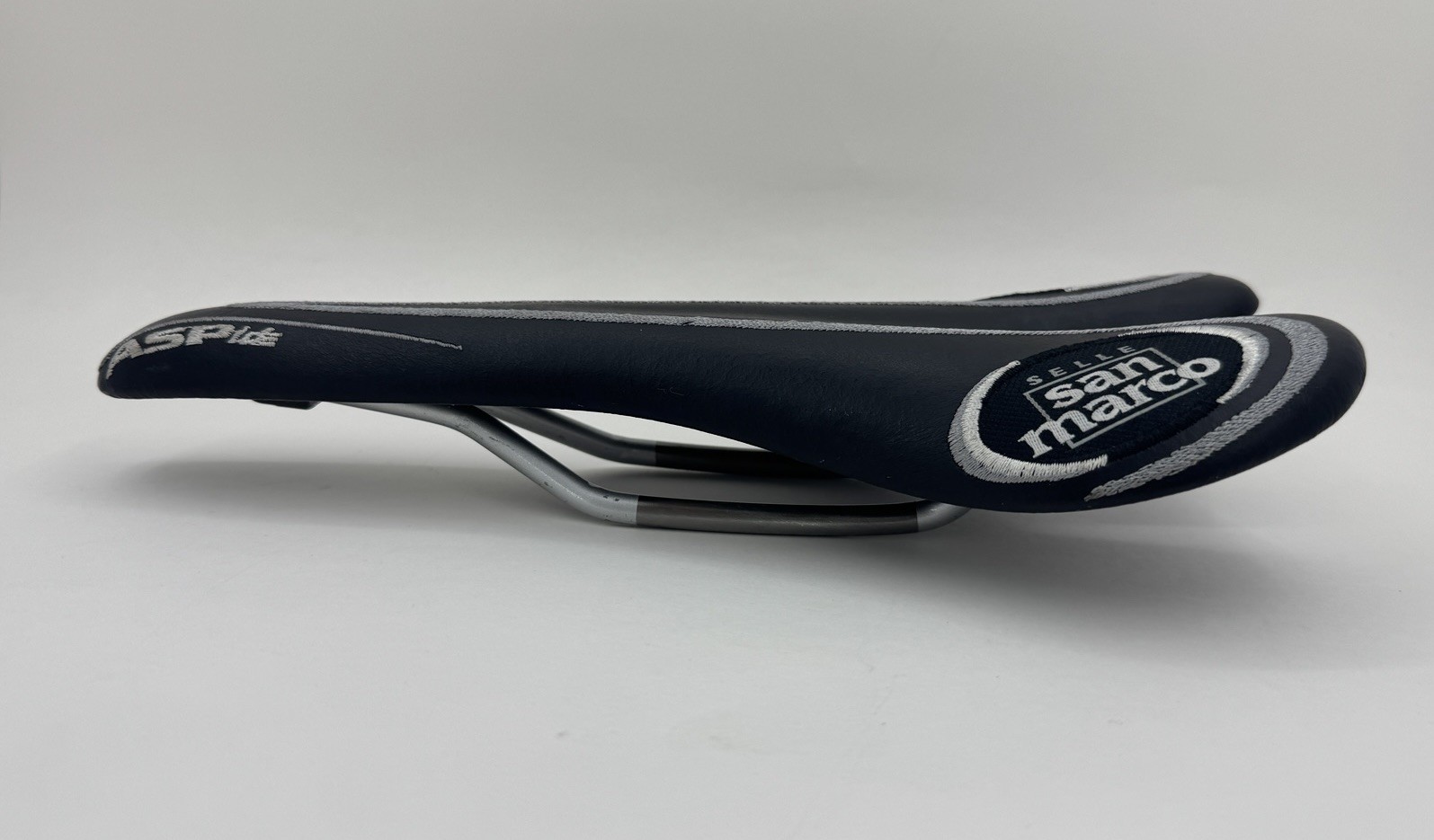 VTG Selle San Marco Aspide Ti Carbon Seat Saddle ROAD Titanium Rails 185g MINT