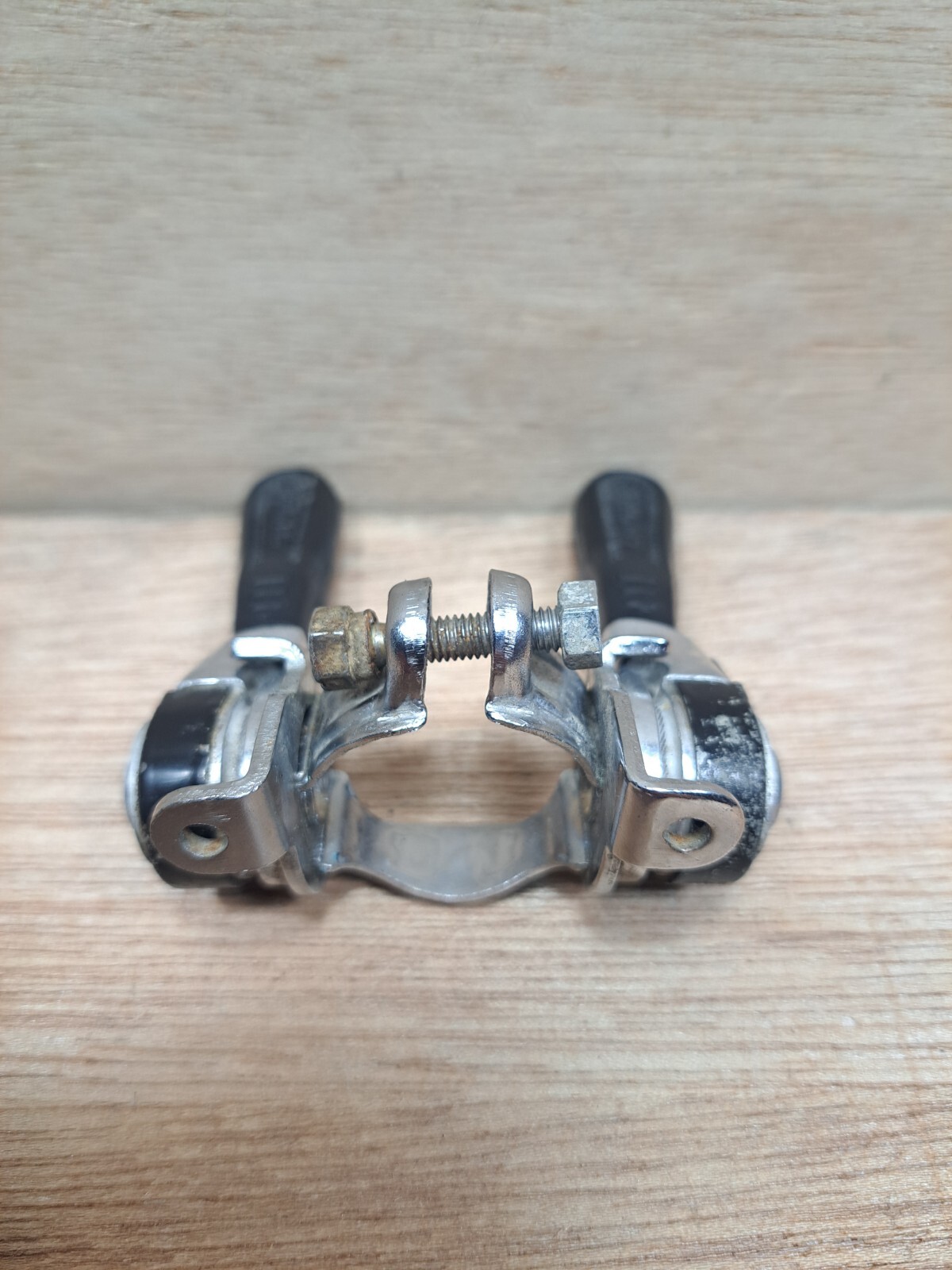 Suntour Mighty Ratchet Road Bike Down tube Shifters 28.6 mm Clamp