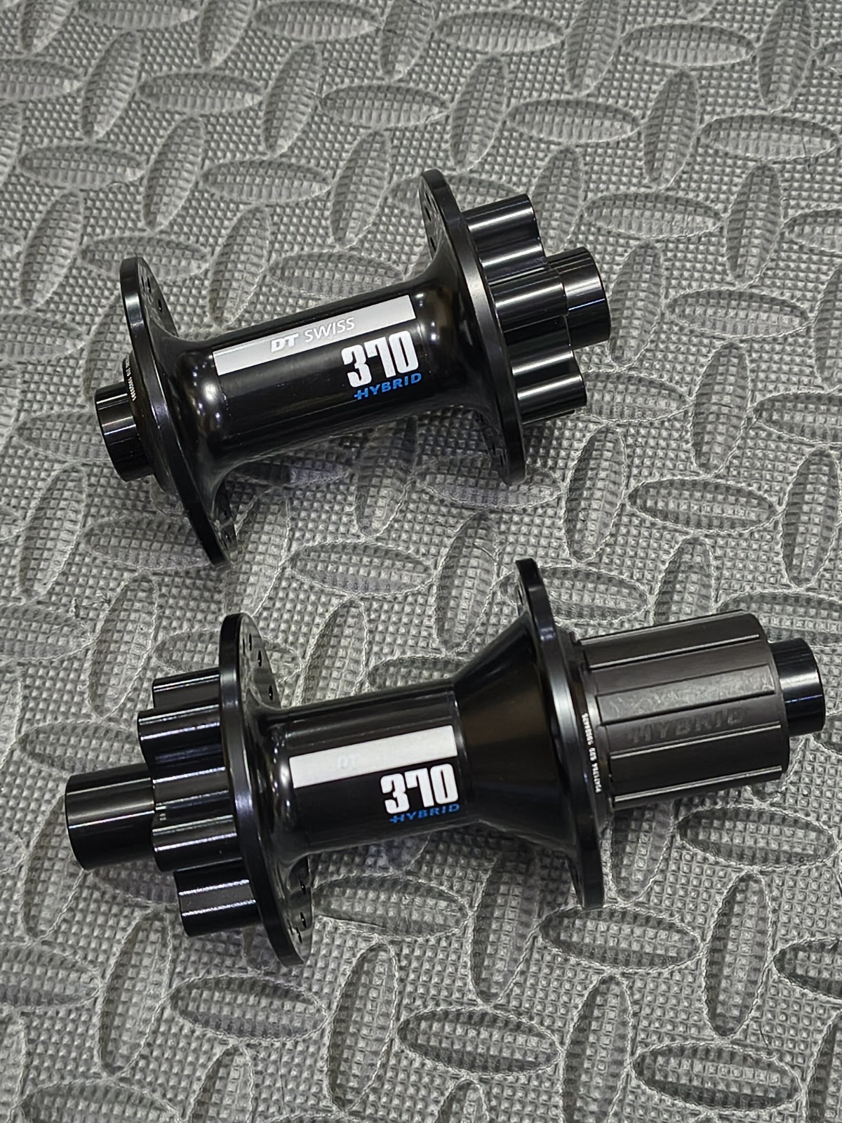DT Swiss 370 Hybrid Hubs 15×110 12×148 32H Boost HG Freehub 6-Bolt 3Pawl F/R Set