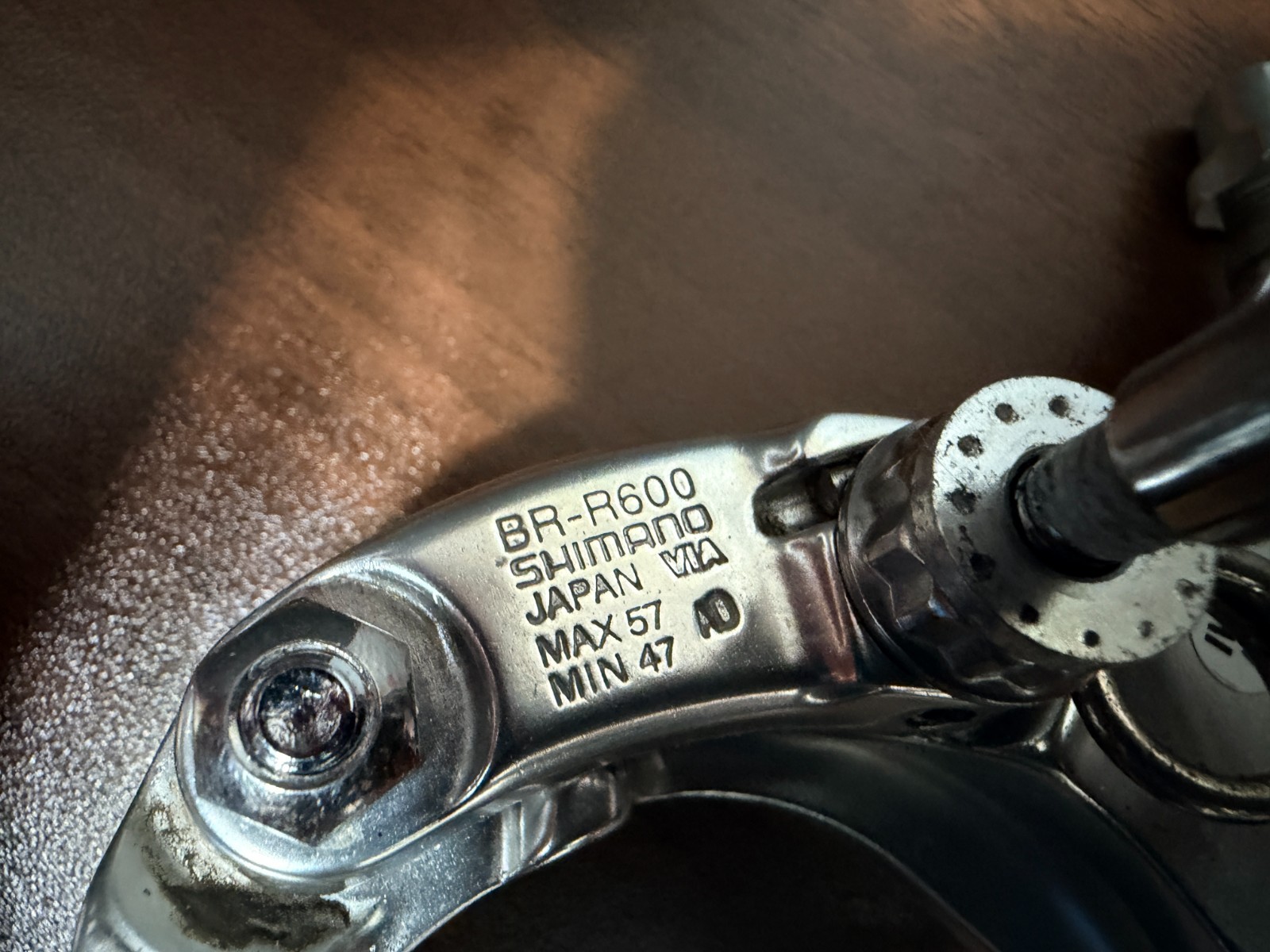 Shimano BR-R600 Mid Reach 47-57mm Mid/long Reach Brake Calipers