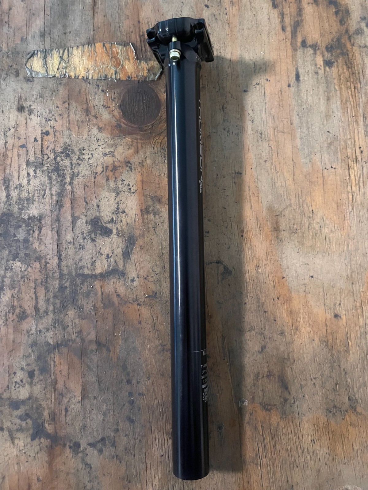 Thomson Elite Seatpost 30.9mm 367mm Long 0mm Offset 7x7mm Round Rails Black