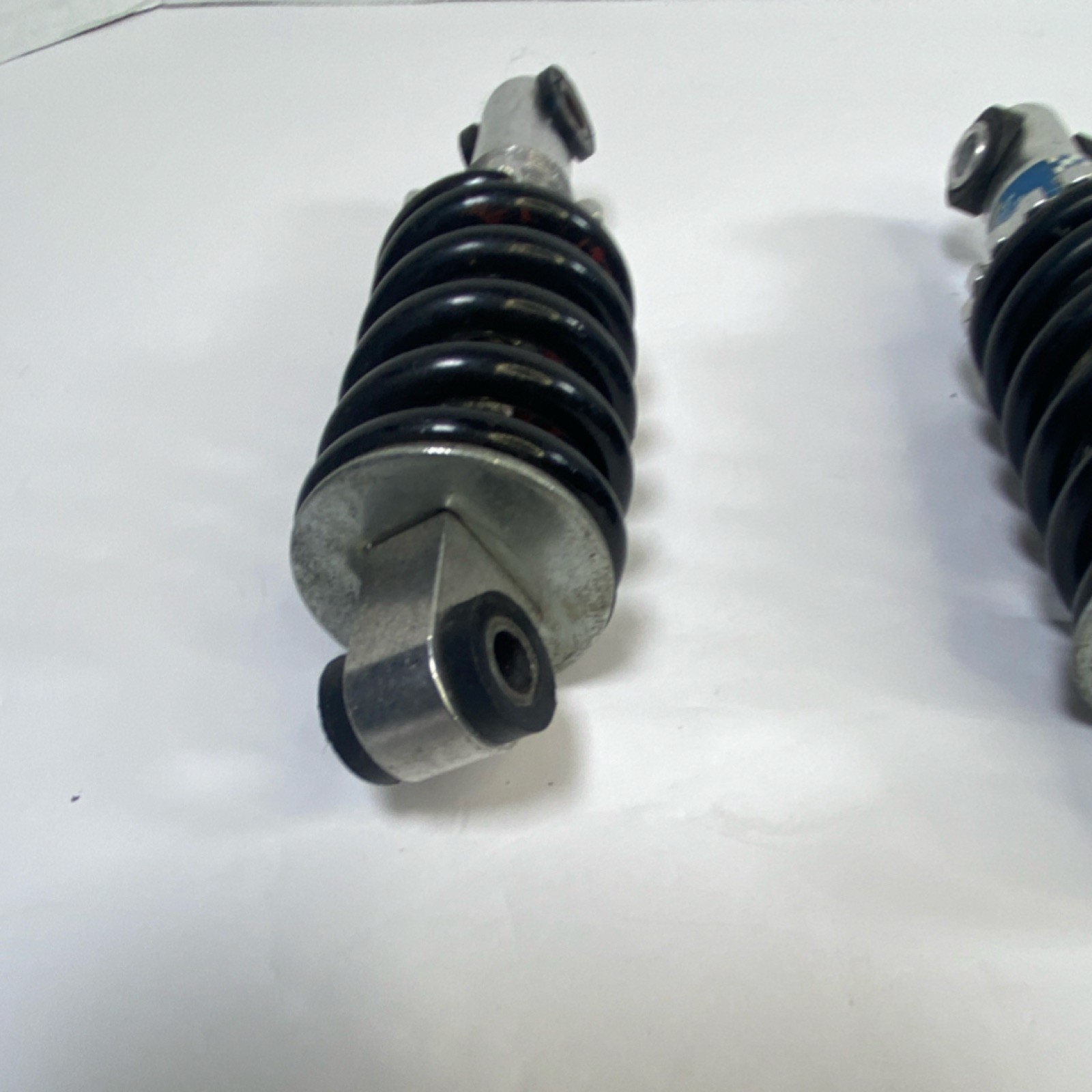 Best Shock B5-800A Rear Coil Shocks Set of 2, 5.5in Black Silver Steel Aluminum