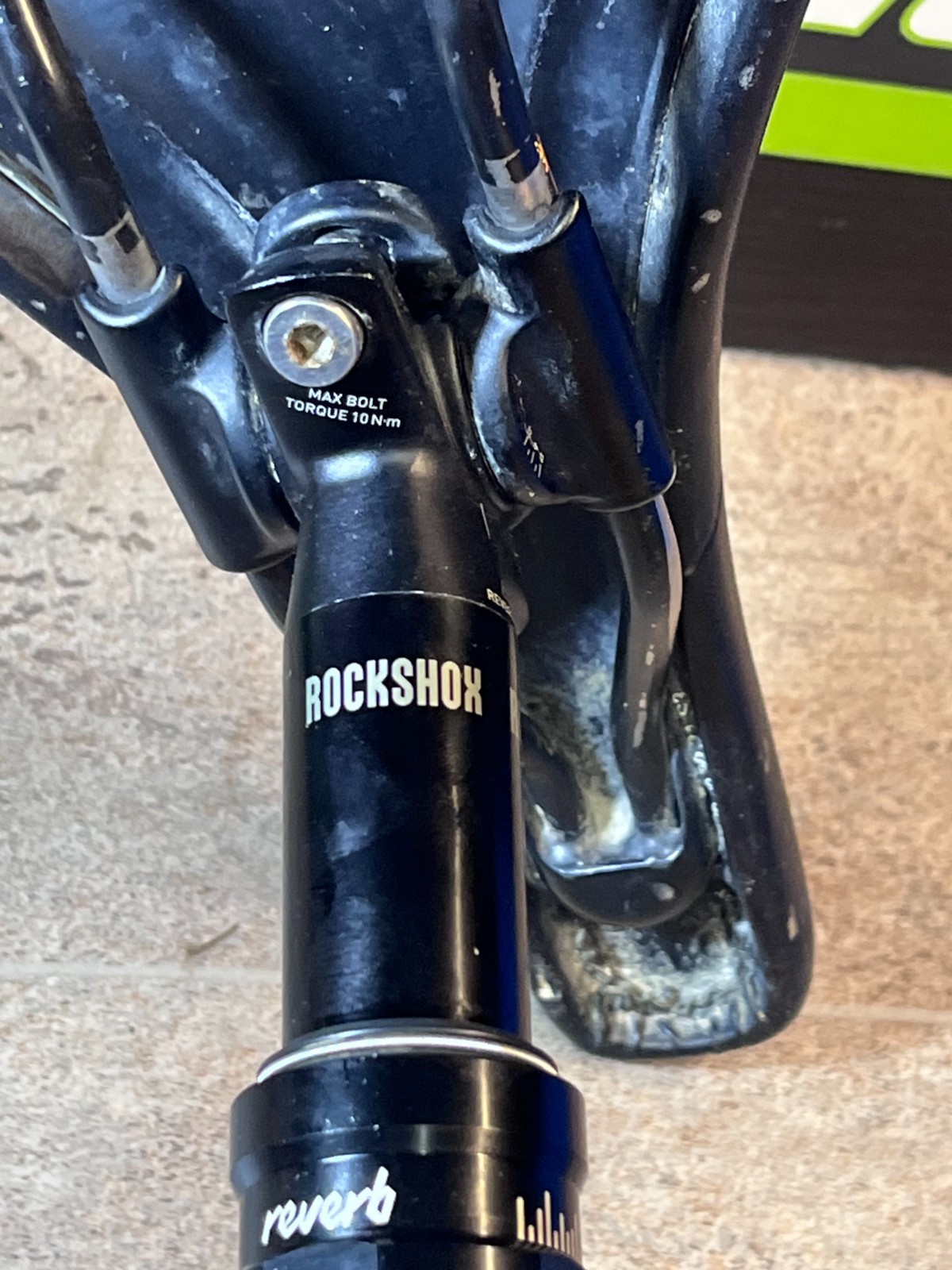 rockshox Reverb Stealth Seatpost Dropper Mountain Bike MTB Bicycle Saddle SQ