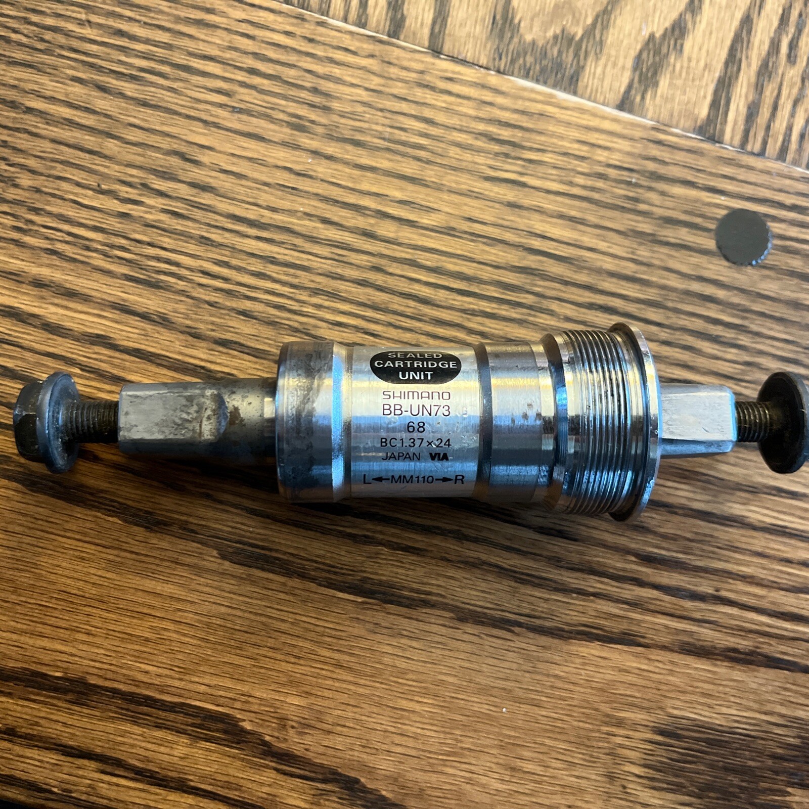 Shimano BB-UN73 68mm Cartridge Bottom Bracket 110mm Spindle English Thread Japan