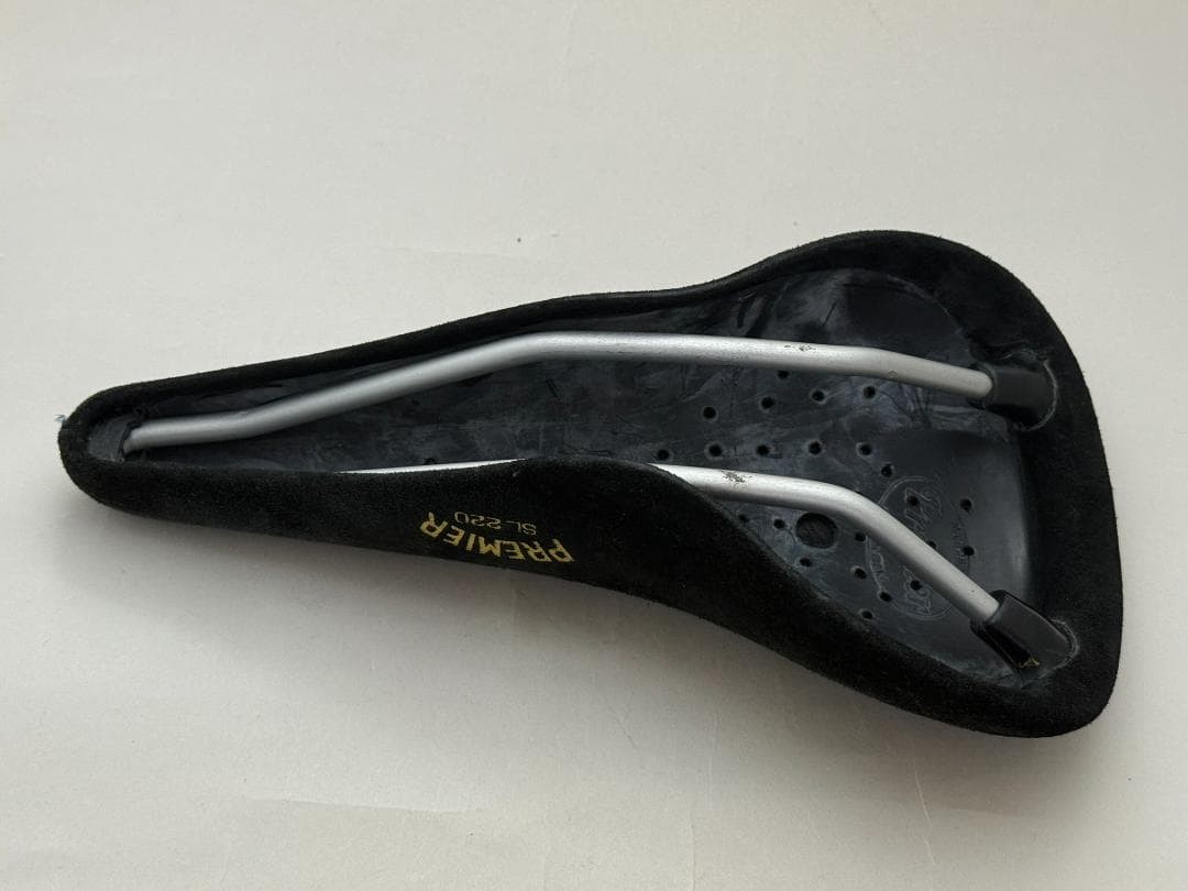 Premier SL 2270 Black Suede Lightweight Saddle 227g Aluminum Rails