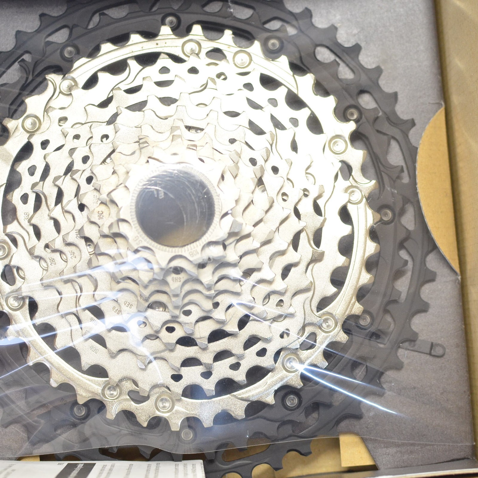 NEW IN BOX Shimano Deore XT CS-M8100 10-51 11 Speed Cassette