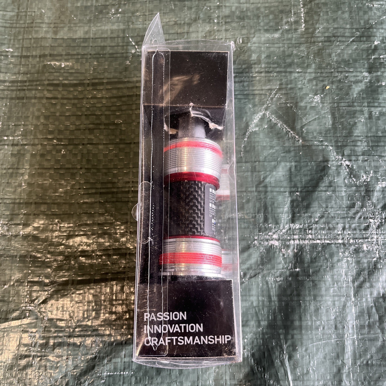 TOKEN JIS Square Bottom Bracket BB BSA 1.37″x24T, 118mm