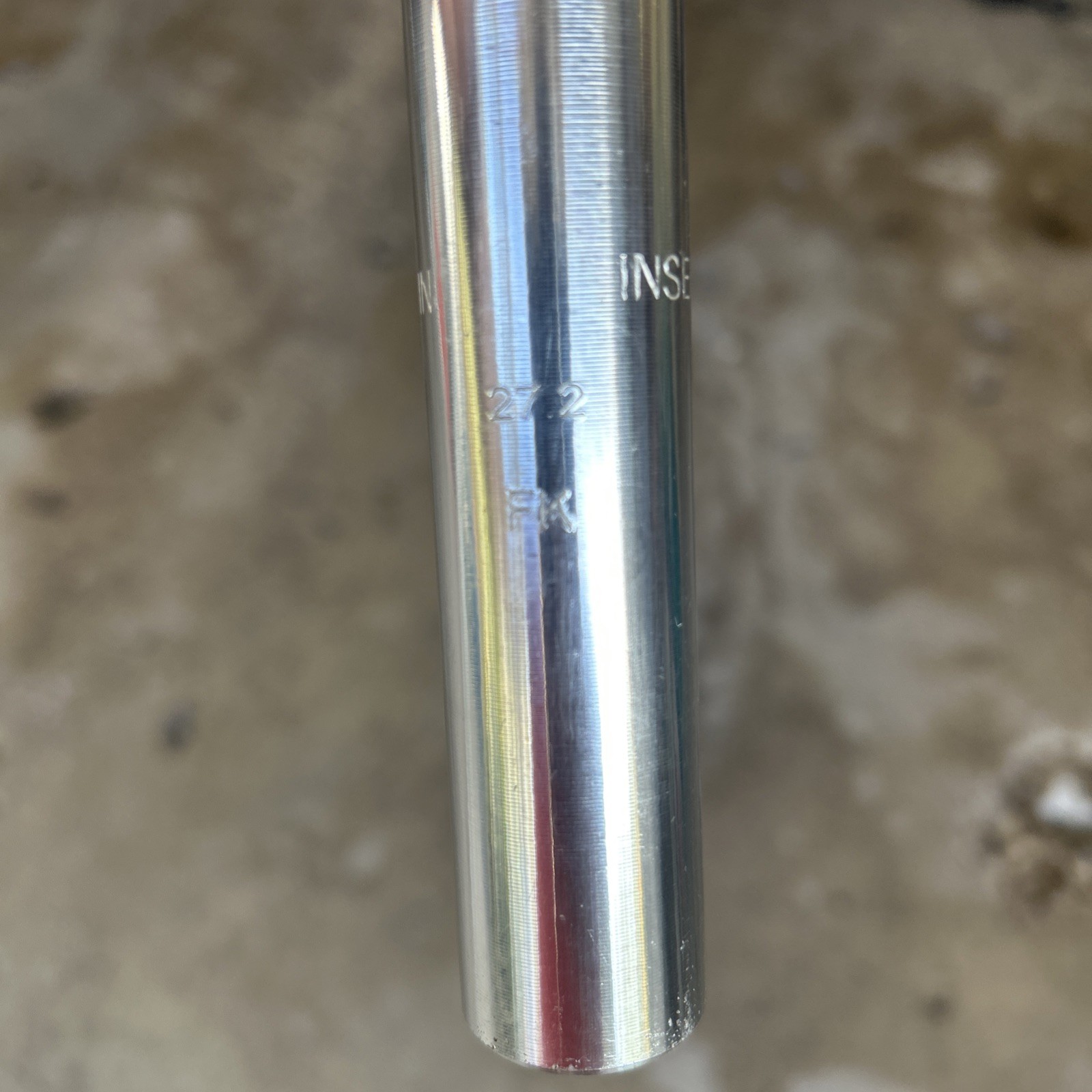 Post Modern Bike Seat Post w/ Reflector 27.2 mm x 350 mm Setback Metal