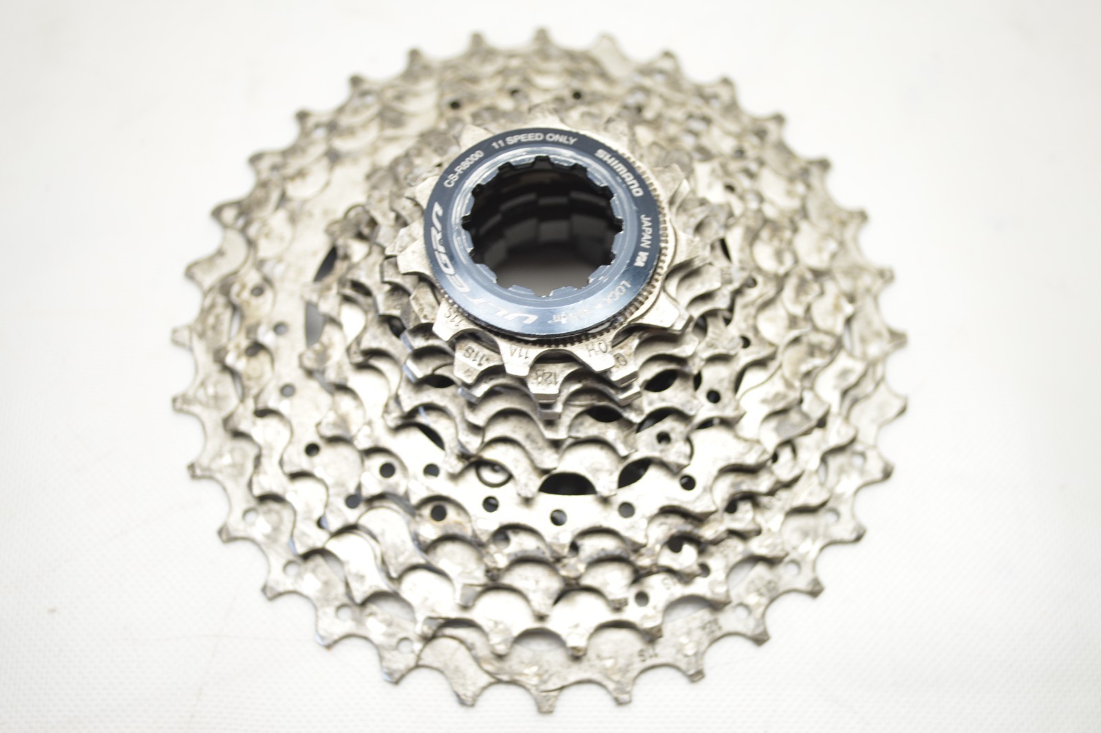 SHIMANO ULTEGRA HYPERGLIDE 11-32 TOOTH 11 SPEED GRAVEL BICYCLE CASSETTE CS-R8000