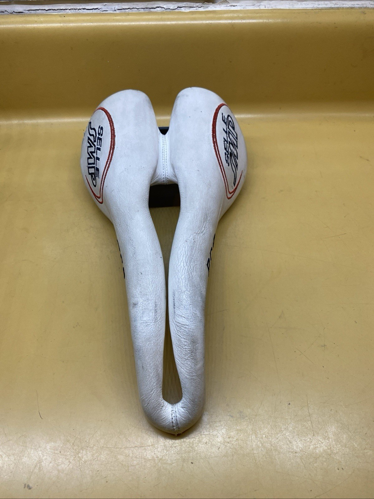 Selle SMP Pro White Leather 270mm x 150mm Titanium Rail Saddle