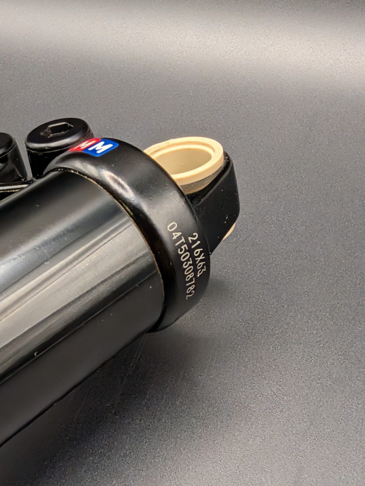 RockShox Vivid Air R2C Rear Shock – 216x63mm (M/M Tune) – Tested!