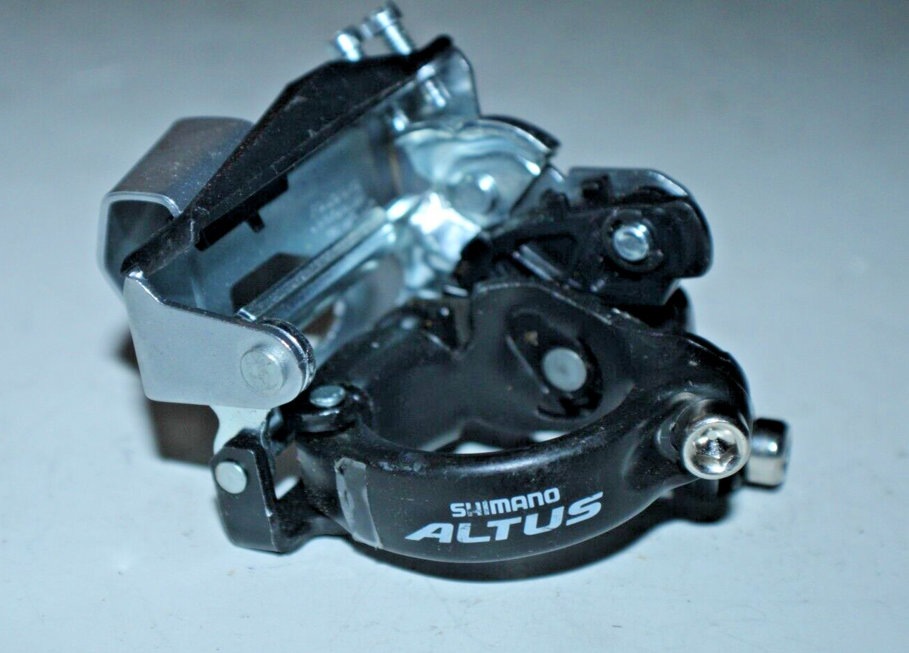 Shimano Altus Triple Front MTB Derailleur FD-M315-TS 34.9mm 64-69° USA Shipper