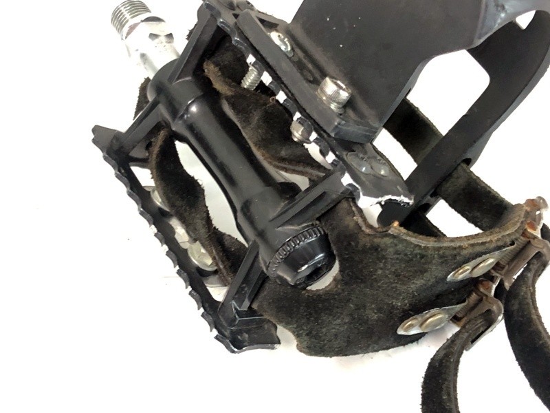 MKS Sylvan Touring Next Flat Pedals Toe Clips Double Straps Silver Touring Bike