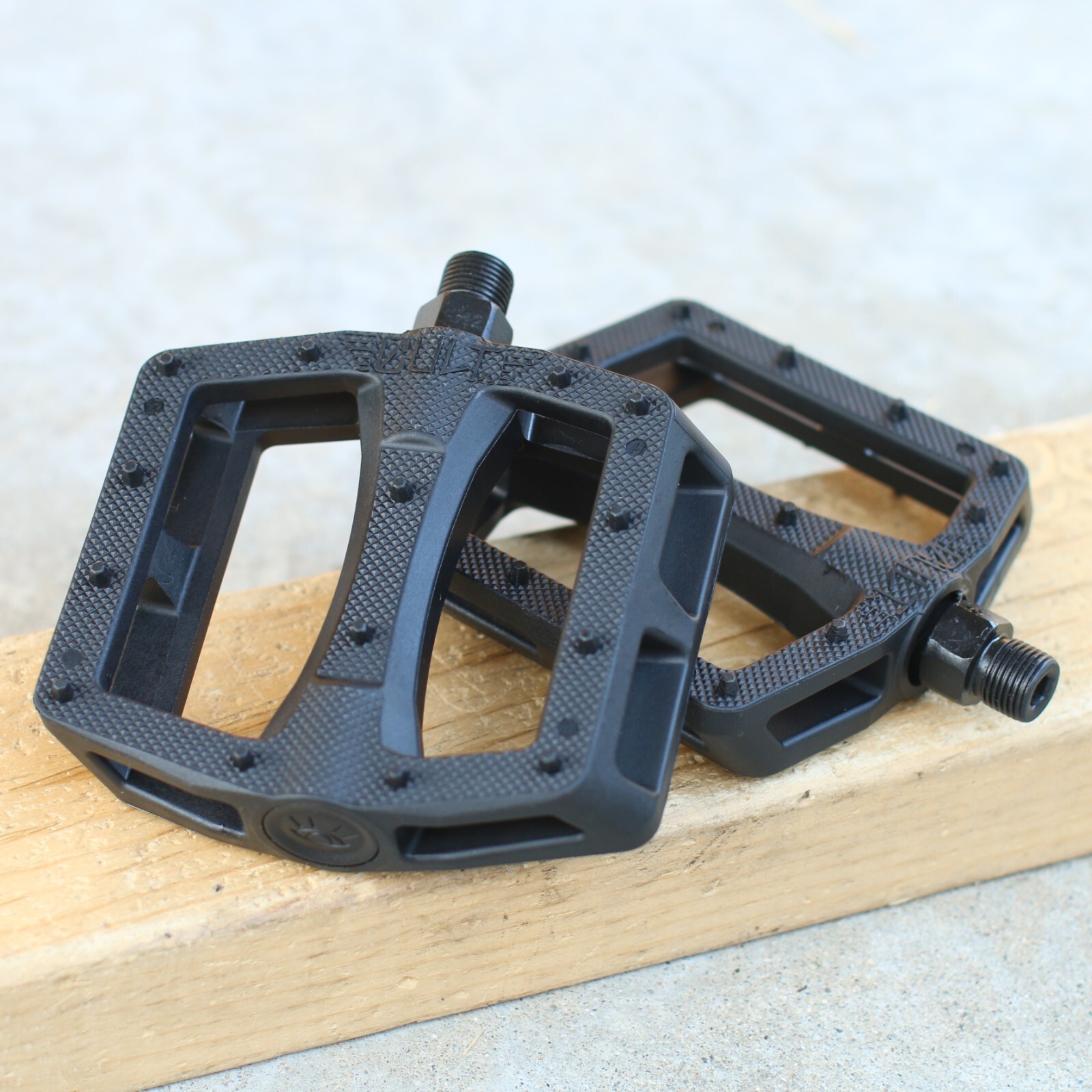 CULT BMX DAK PC PEDALS 9/16″ BLACK PLASTIC COMPOSITE