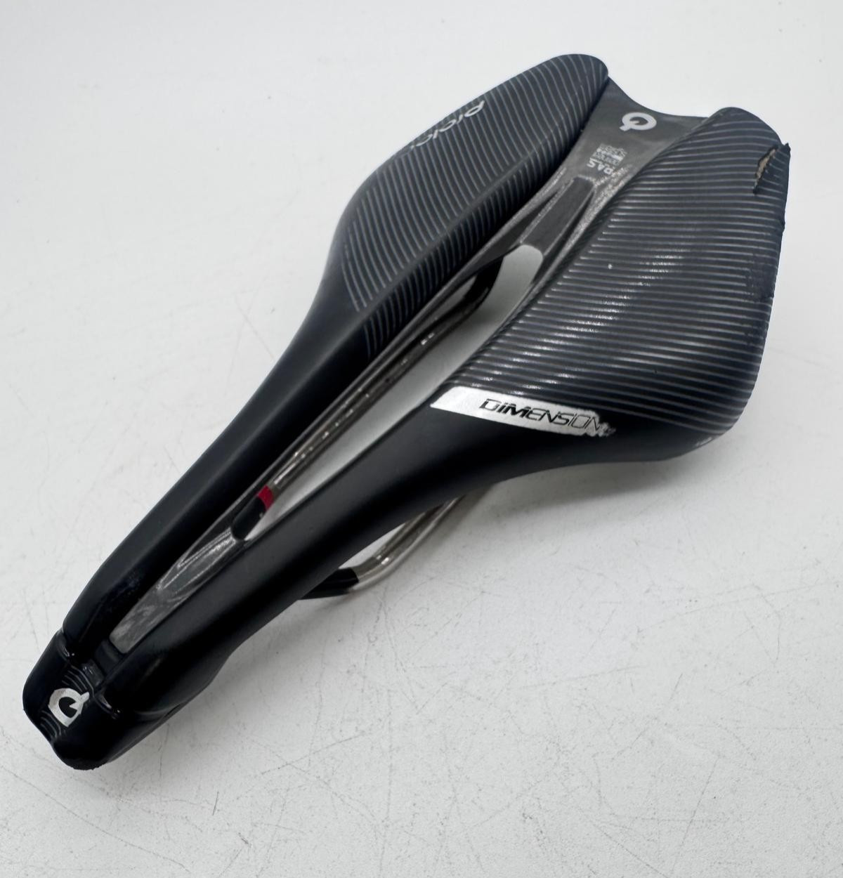 Prologo Dimension 143 Saddle Carbon Shell