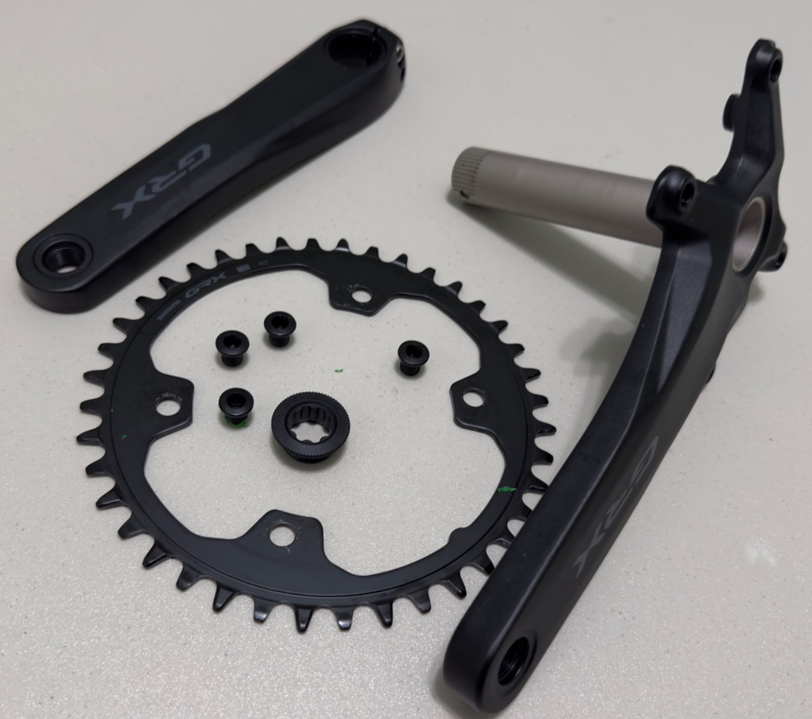 New Shimano GRX FC-RX610 Crankset 1 x 12-Speed, 172.5mm, 110BCD 40T, take off.