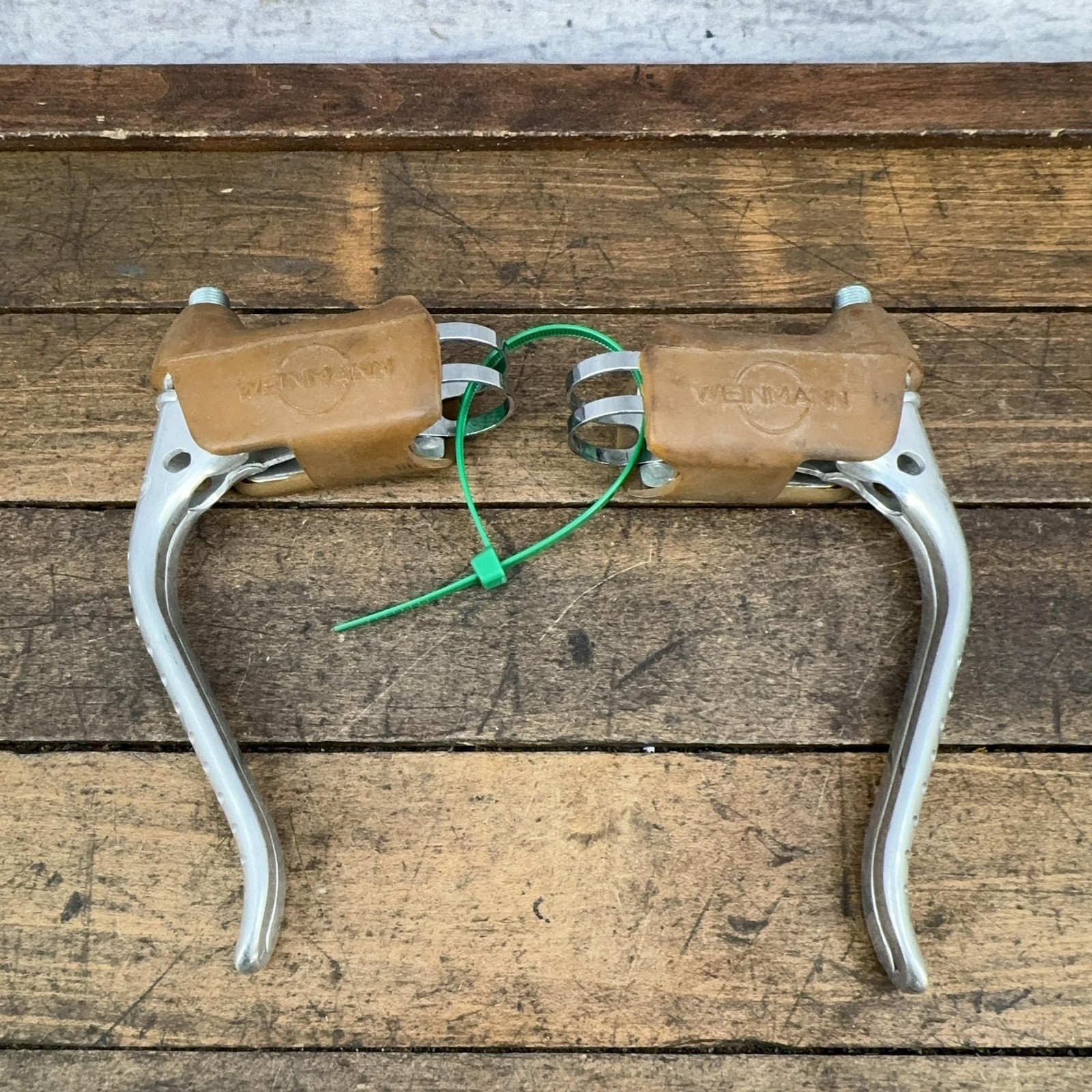 Vintage Weinmann Brake Levers Pair Drillium Gum Hoods Non-Aero Drop Bar Road