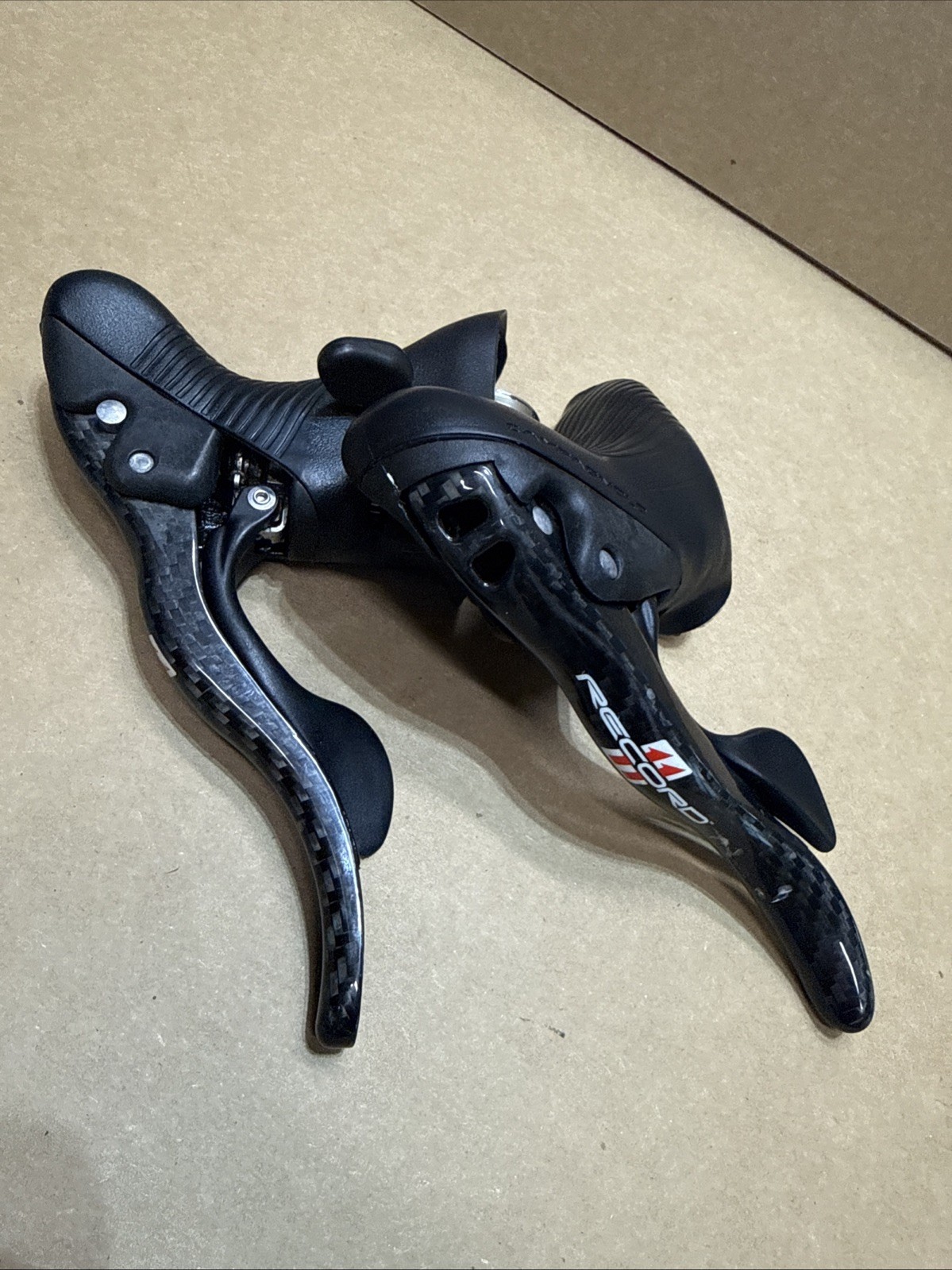 Campagnolo Record Carbon Fiber 11 Speed Ergopower Levers Shifters brd54