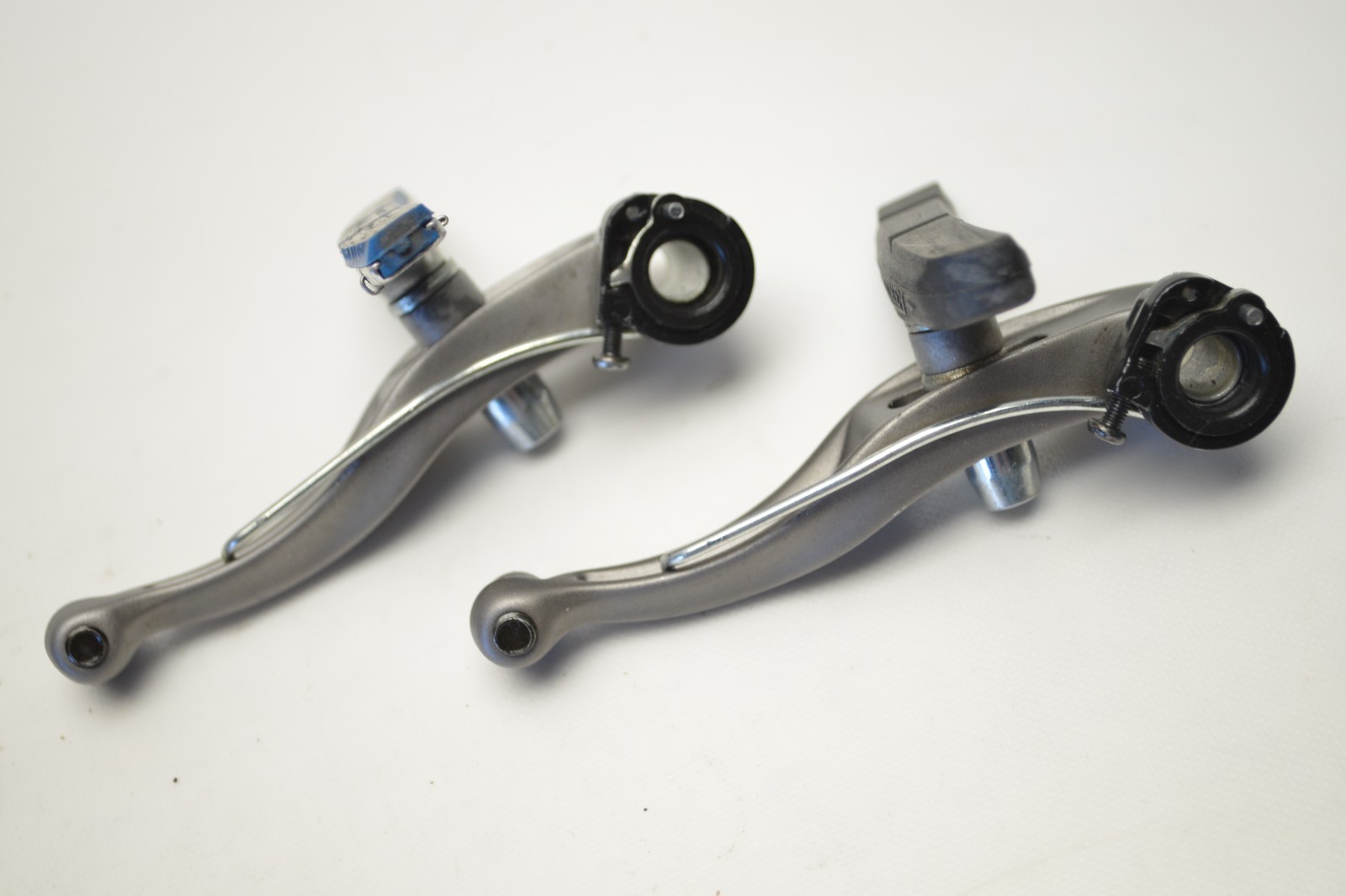 RITCHEY WCS GRAY MOUNTAIN BICYCLE LINEAR V BRAKES BRAKE SET