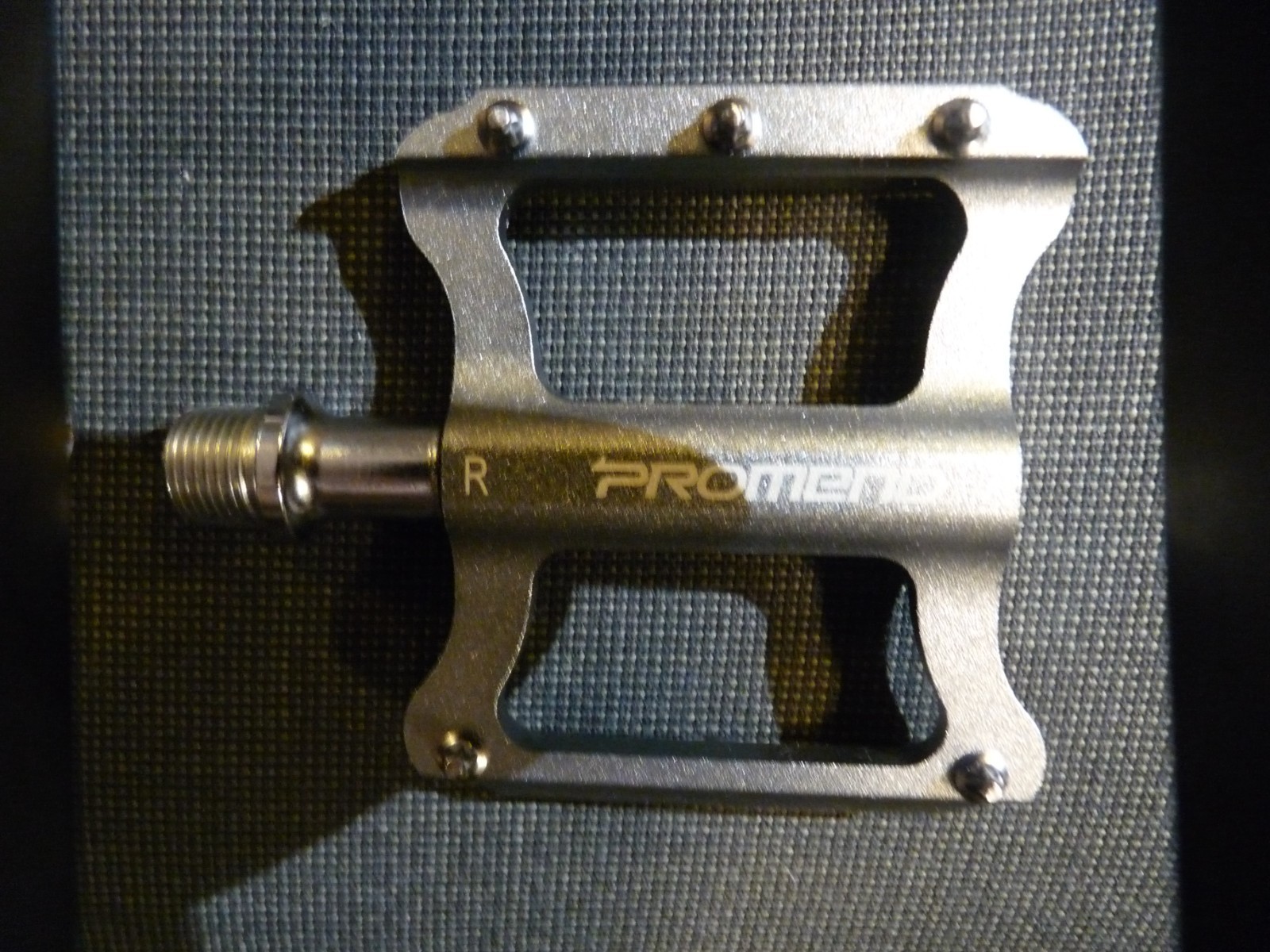 Bicycle Pedals – Aluminum – silver – Promend # PD-R41 (read)