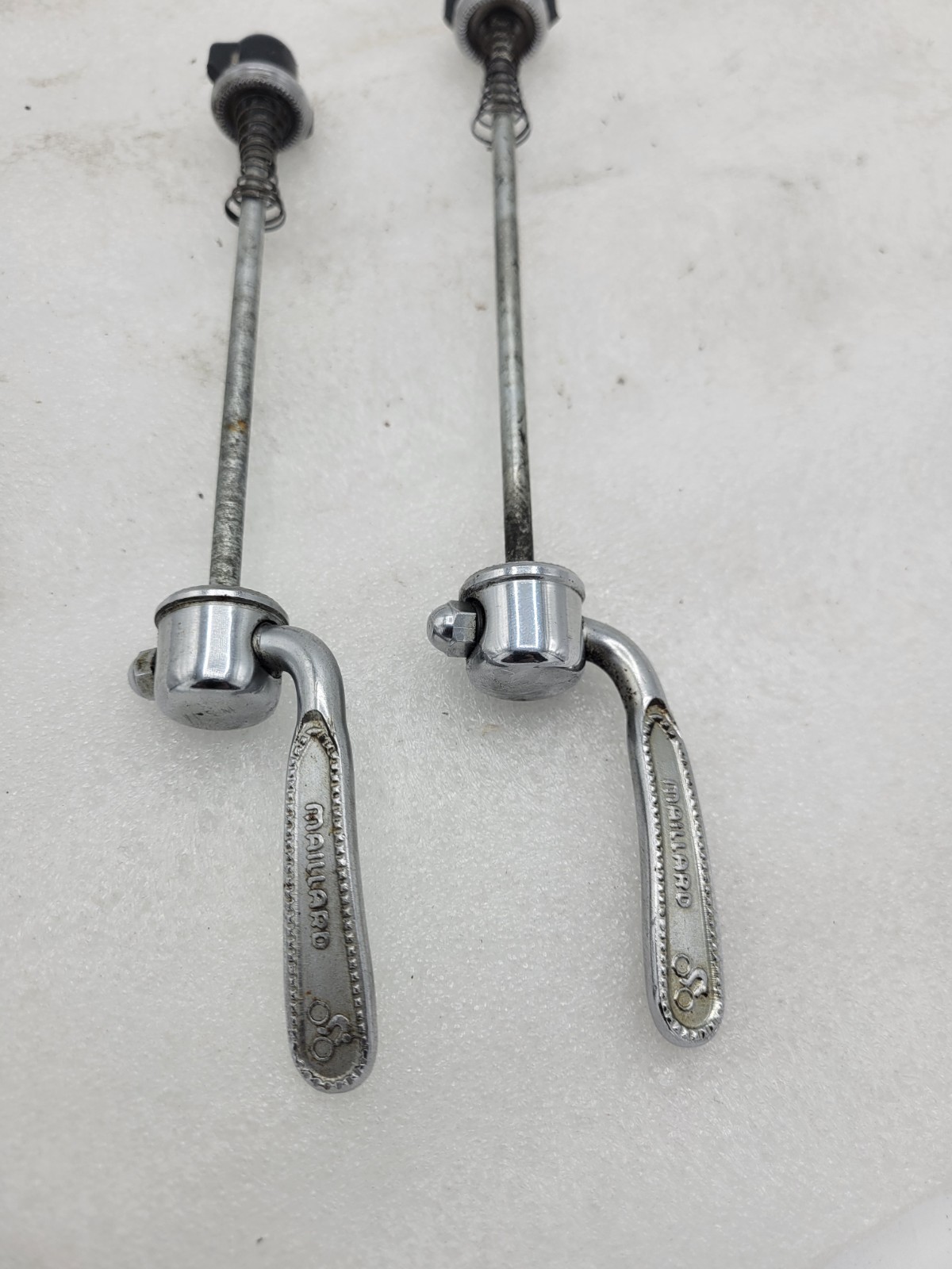 1980’s vintage Maillard skewers set made in France-road bike quick releases-used