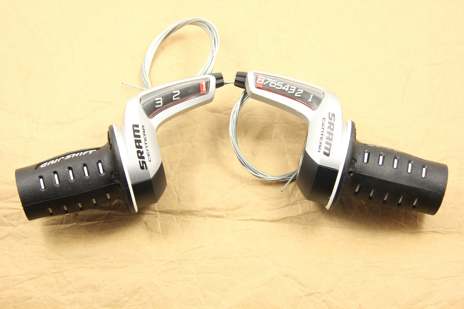 Sram CENTERA 3 X 8 Speed Shifter Twist Grip Gear Shifter Set