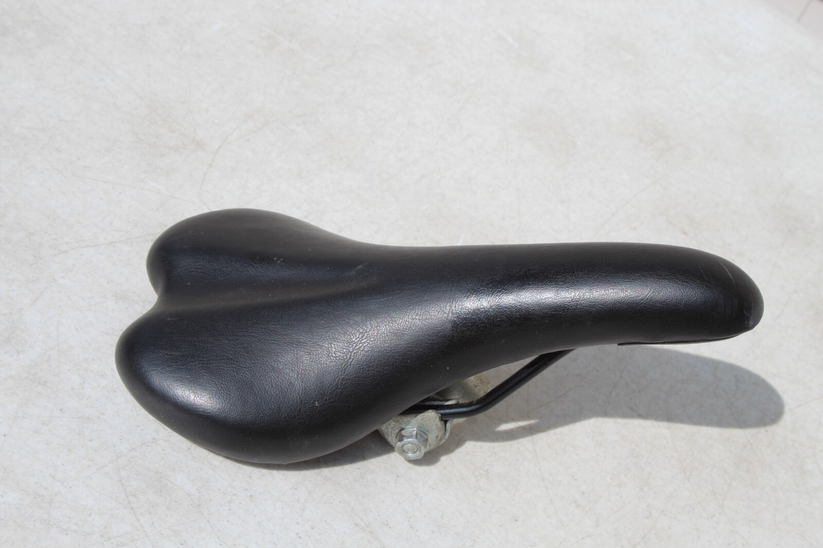Fizik Vesta Road Bike Bicycle Cycling Saddle With Manganese Rails 2015 Black