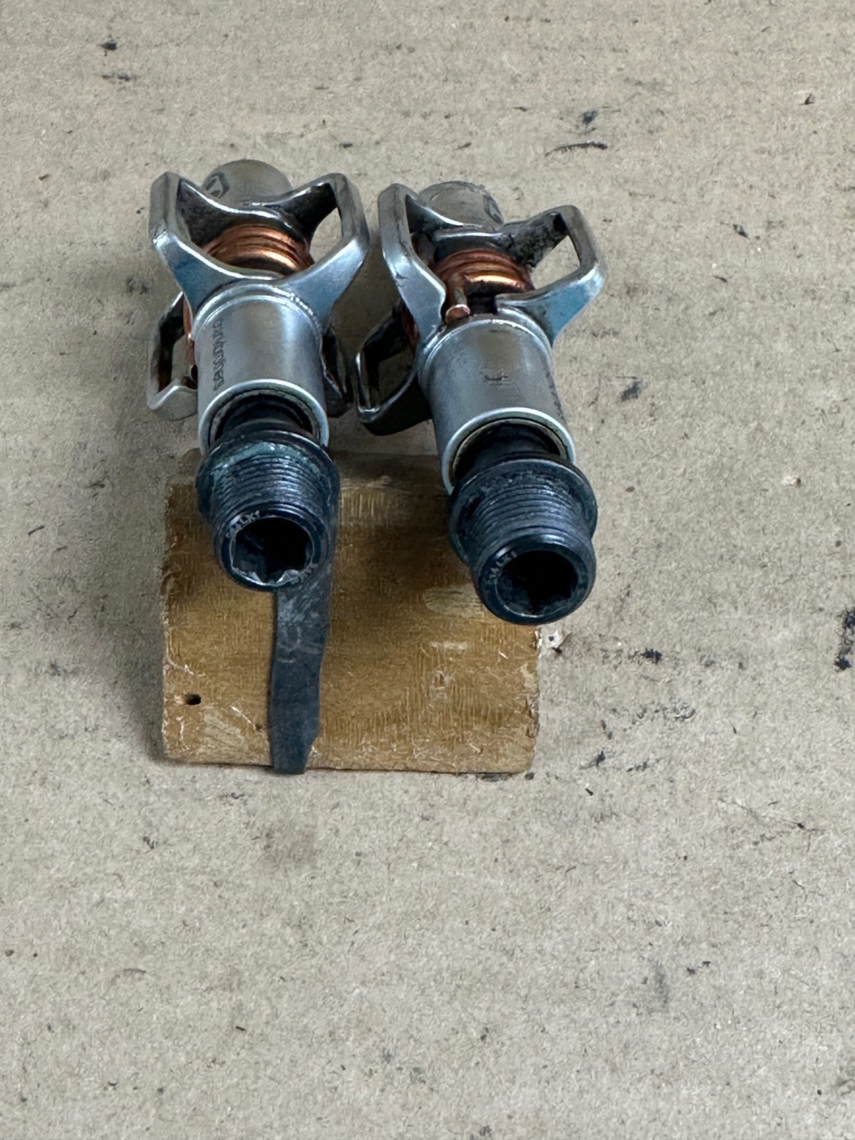 Crank Brothers Eggbeater Clipless Pedals, Gold