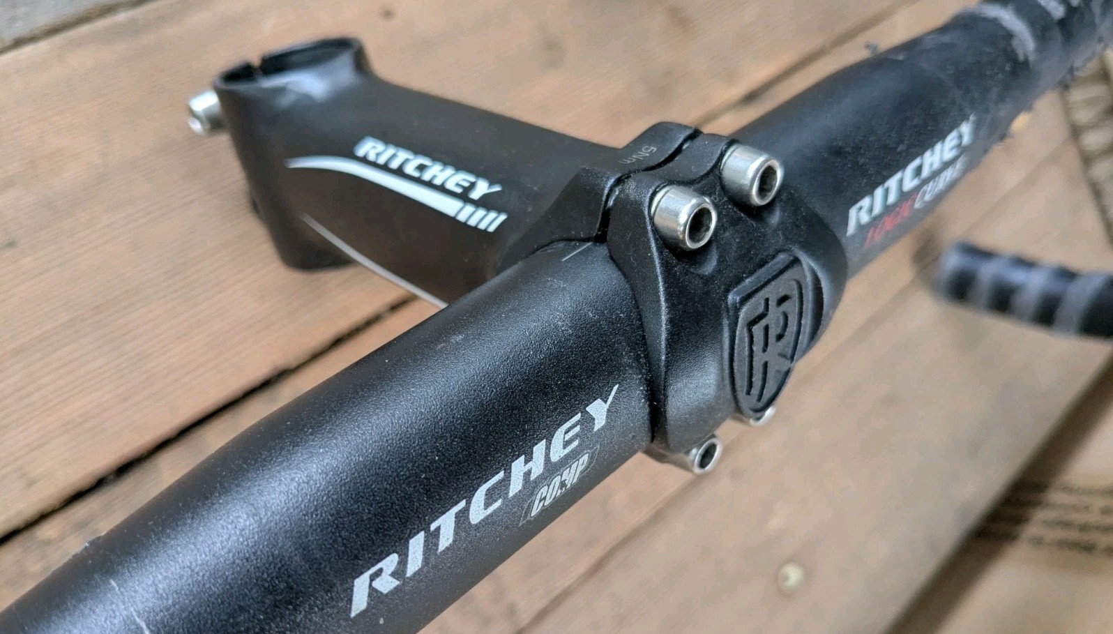 Ritchey Comp Logic Curve 44cm Handlebar with 105mm Stem
